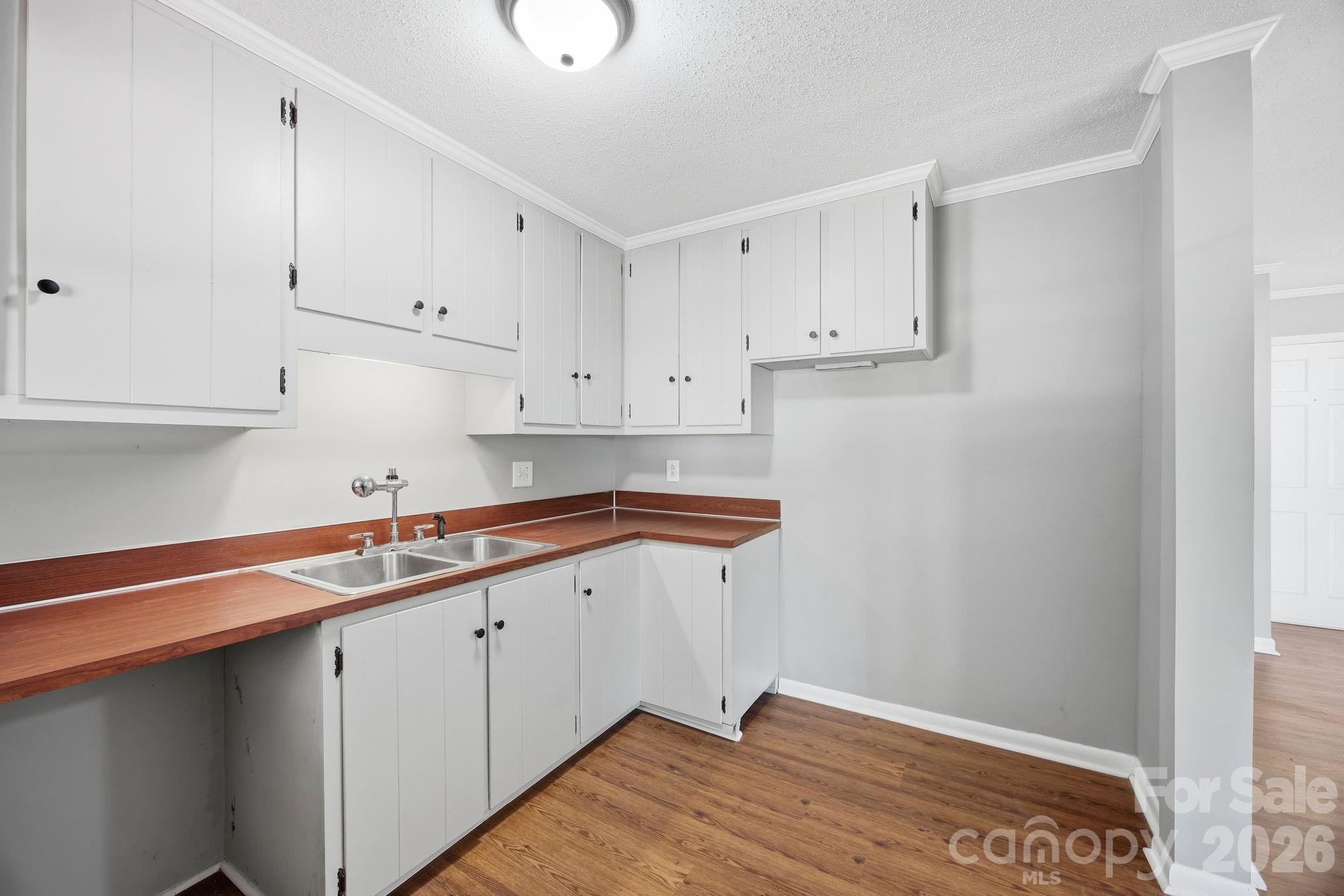 4571 Laurelwood Court — Concord