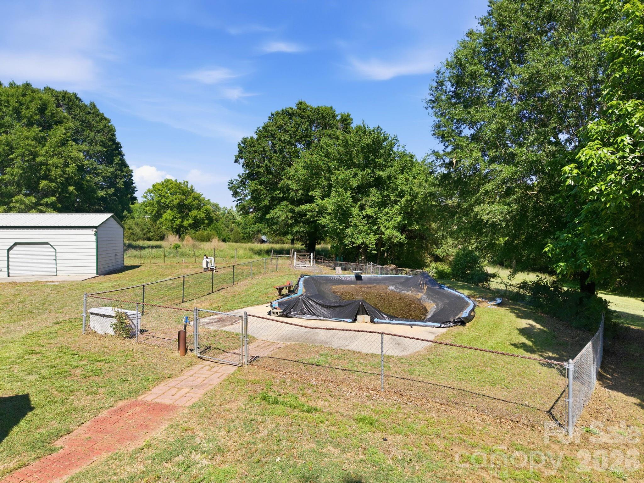 4571 Laurelwood Court — Concord