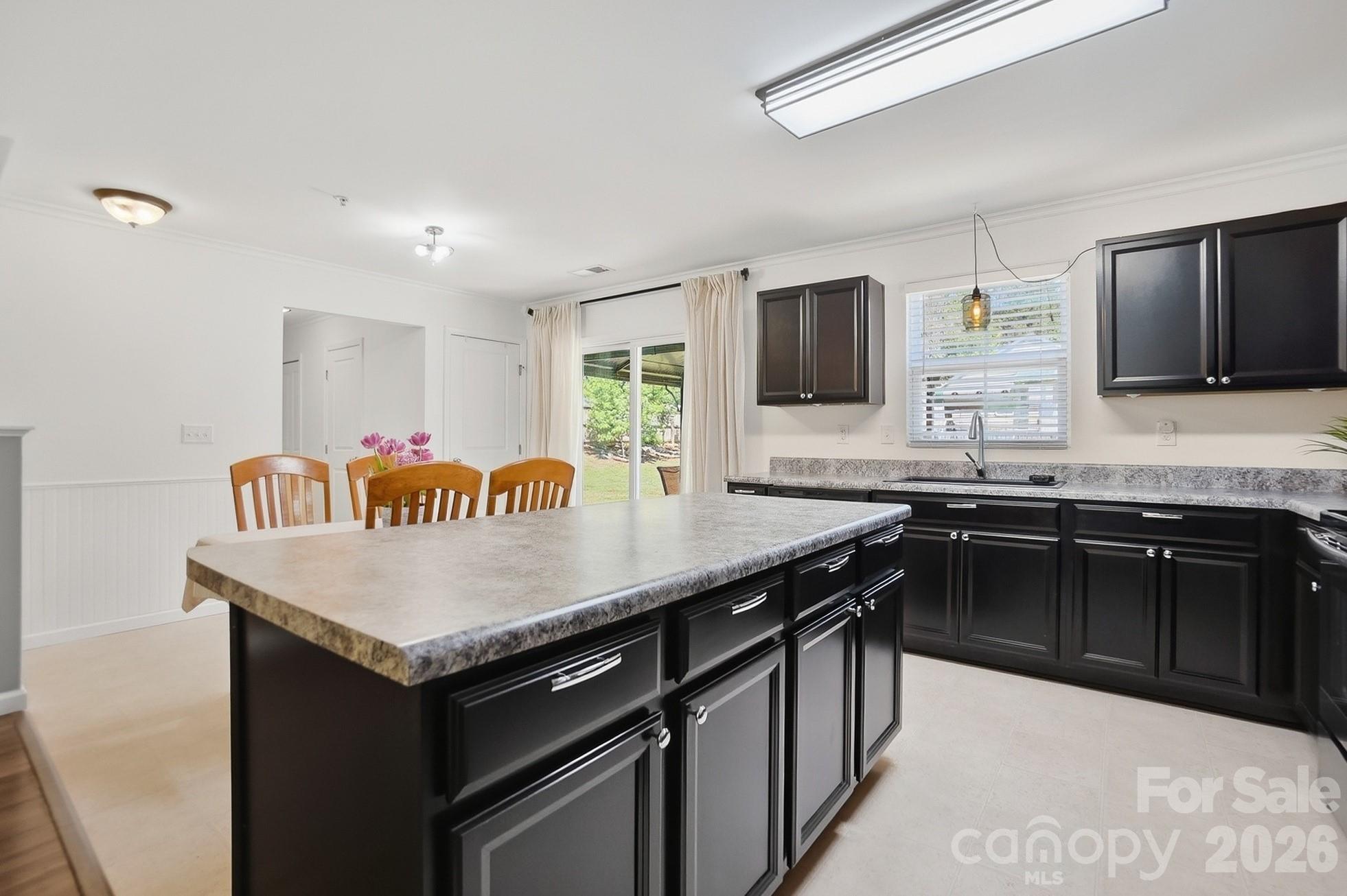 2543 Willow Pond Lane SE — Concord