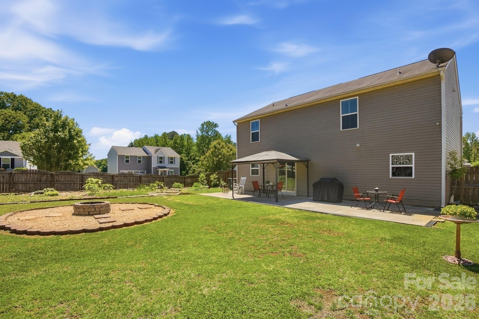 2543 Willow Pond Lane SE — Concord