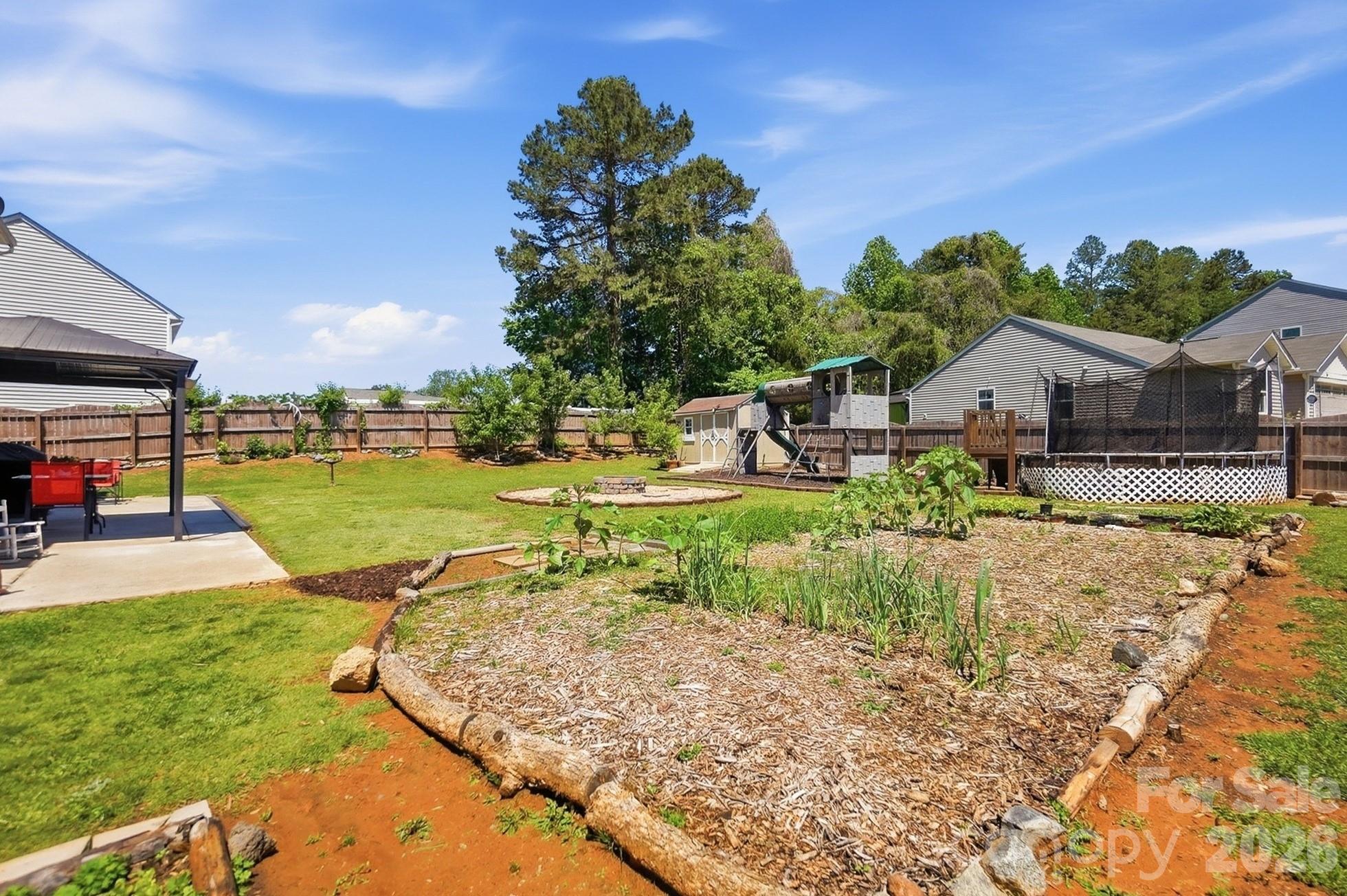 2543 Willow Pond Lane SE — Concord