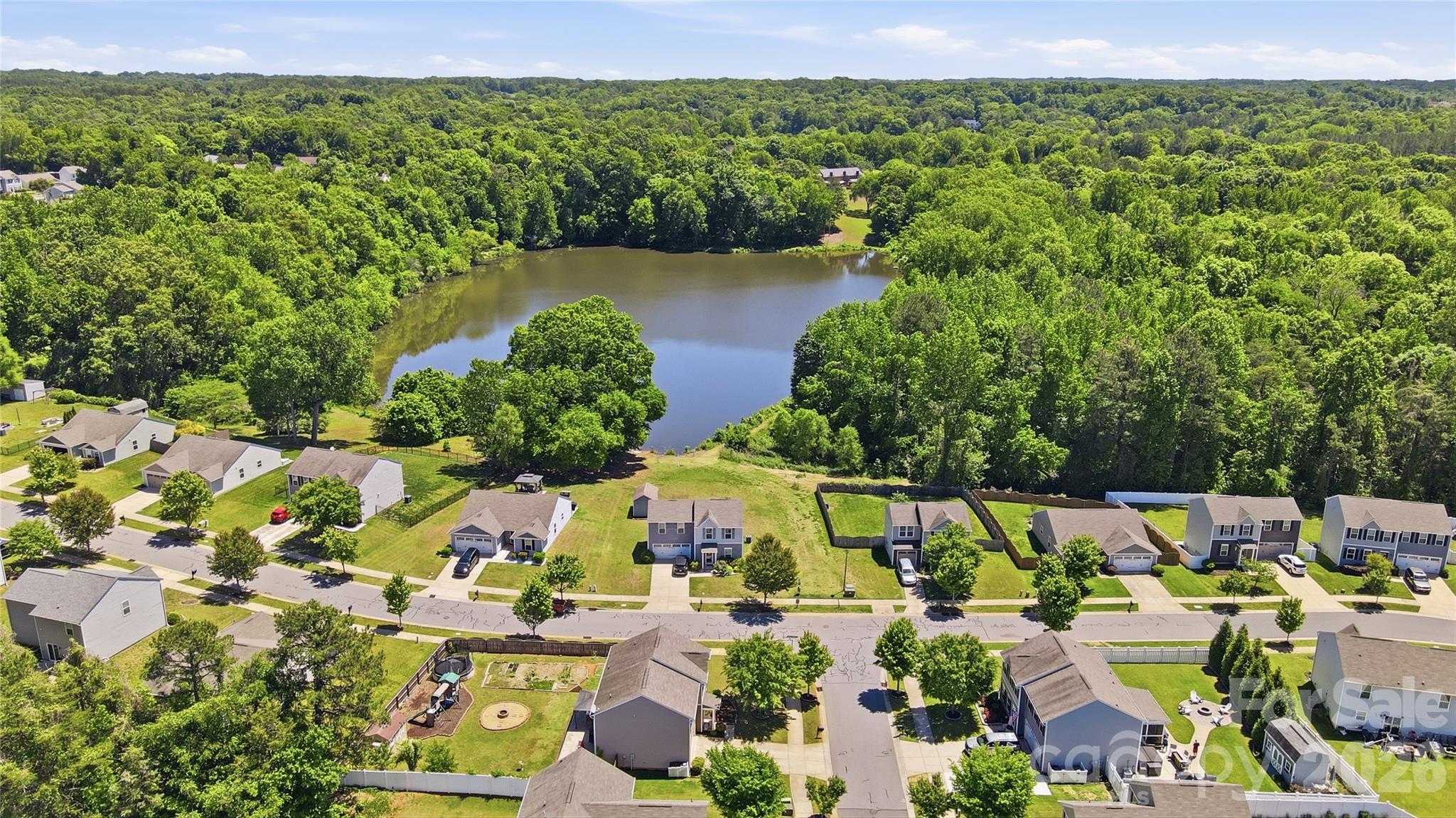 2543 Willow Pond Lane SE — Concord