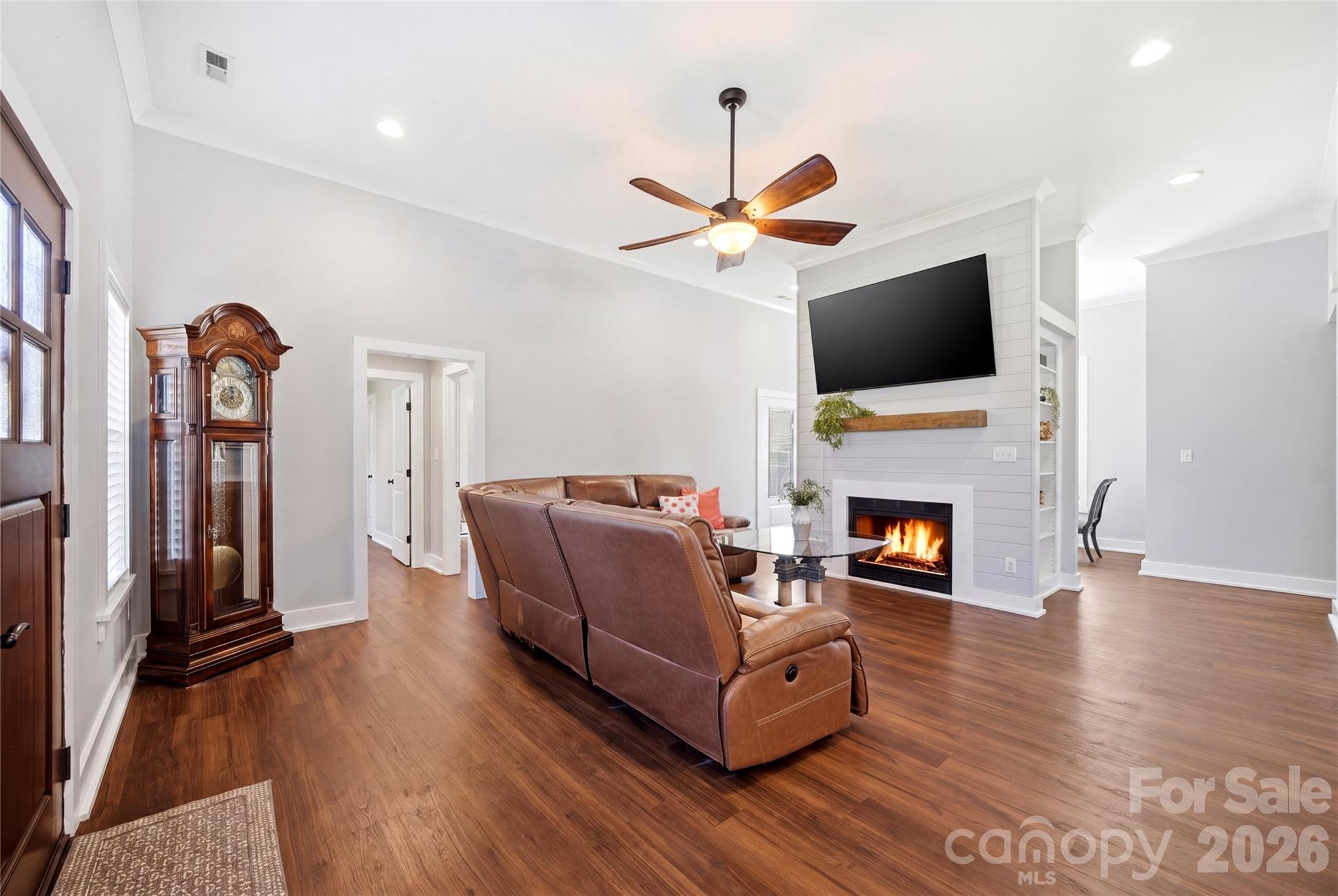 5701 Cedar Hill Drive — Wesley Chapel