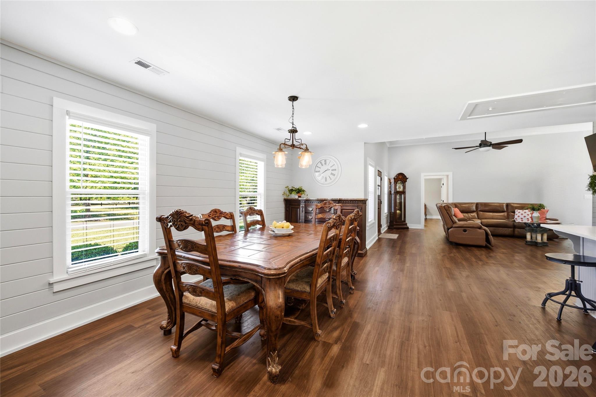 5701 Cedar Hill Drive — Wesley Chapel
