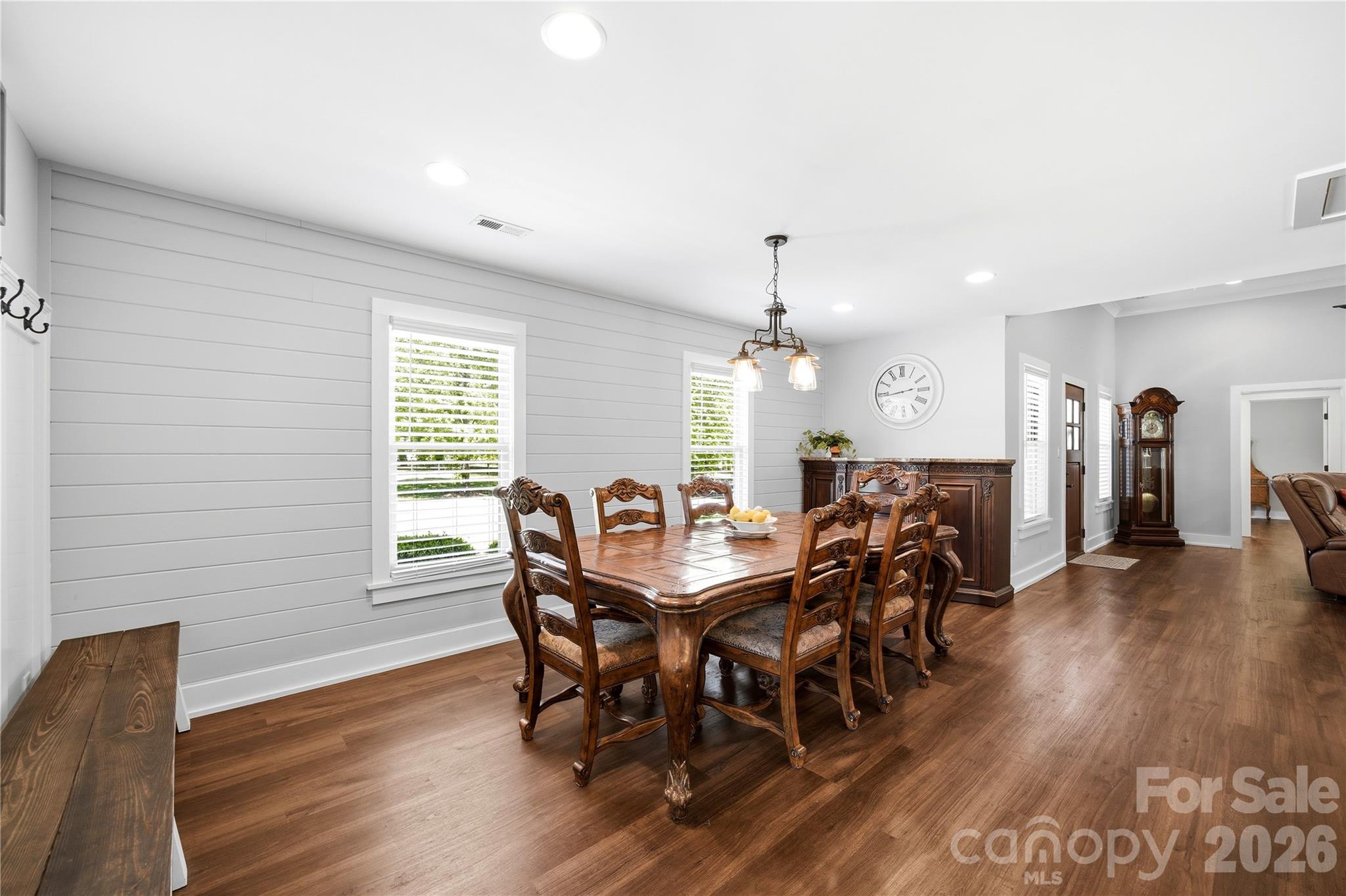 5701 Cedar Hill Drive — Wesley Chapel