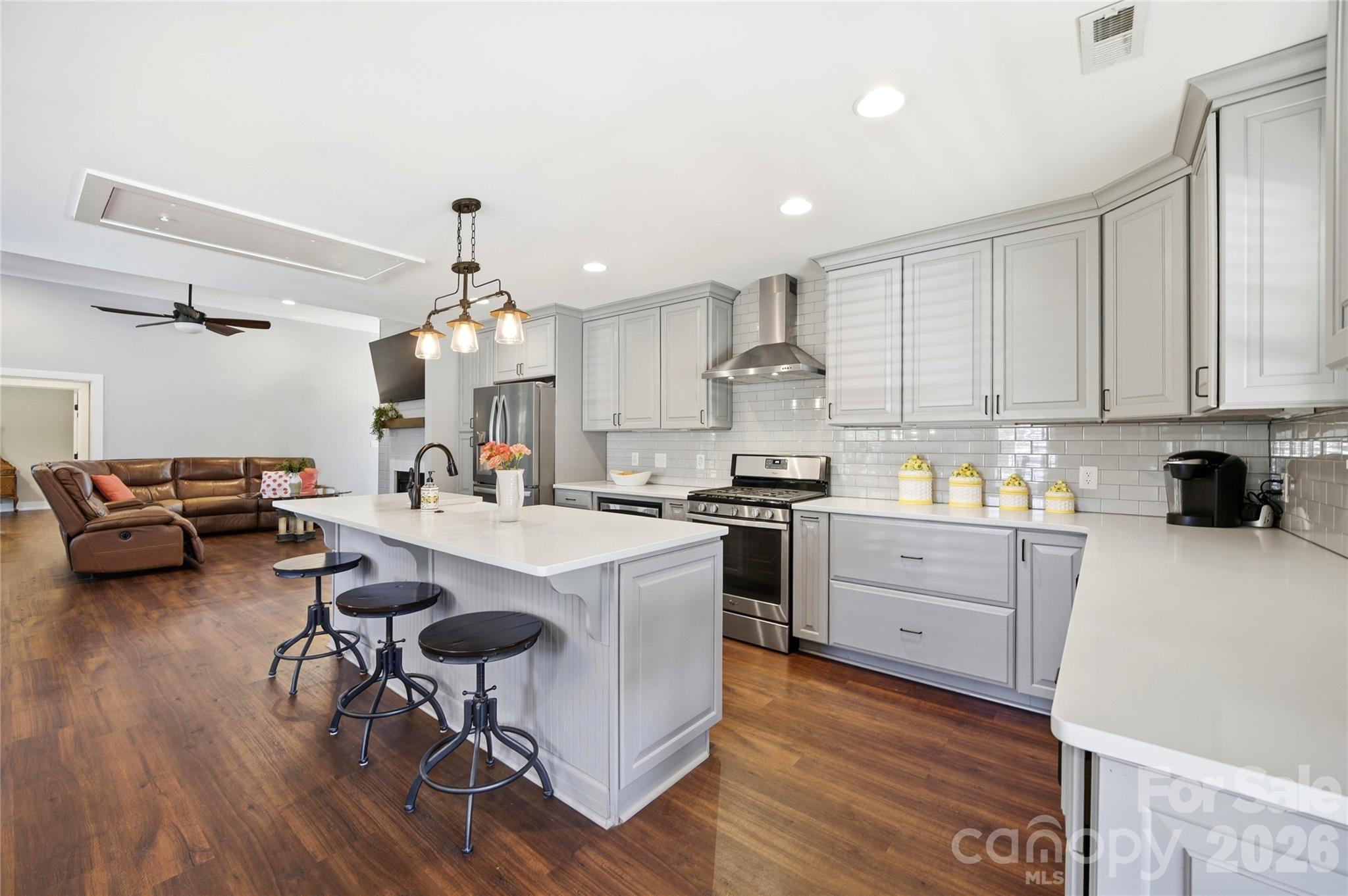 5701 Cedar Hill Drive — Wesley Chapel