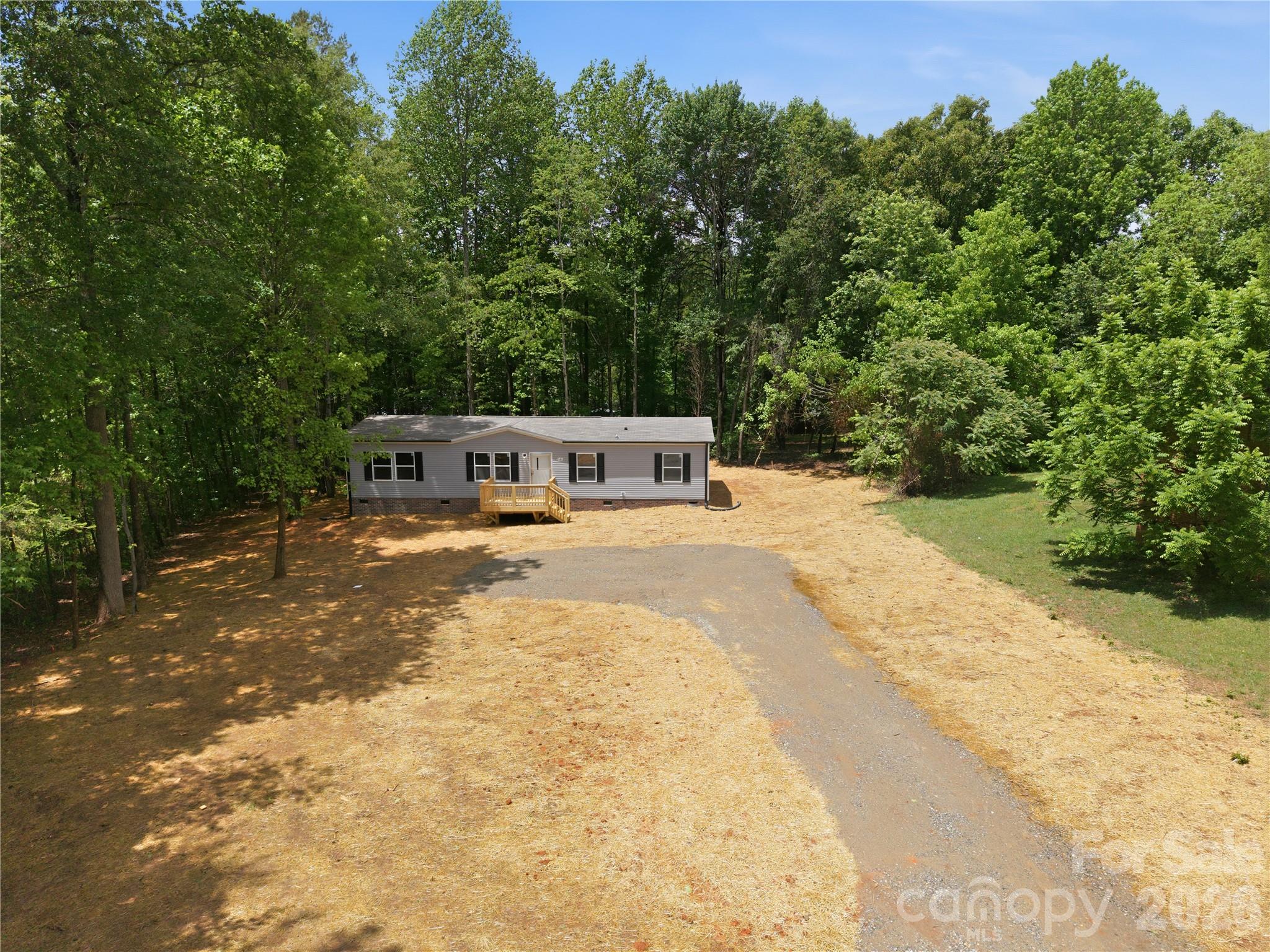 5093 E NC Highway 150 None — Lincolnton
