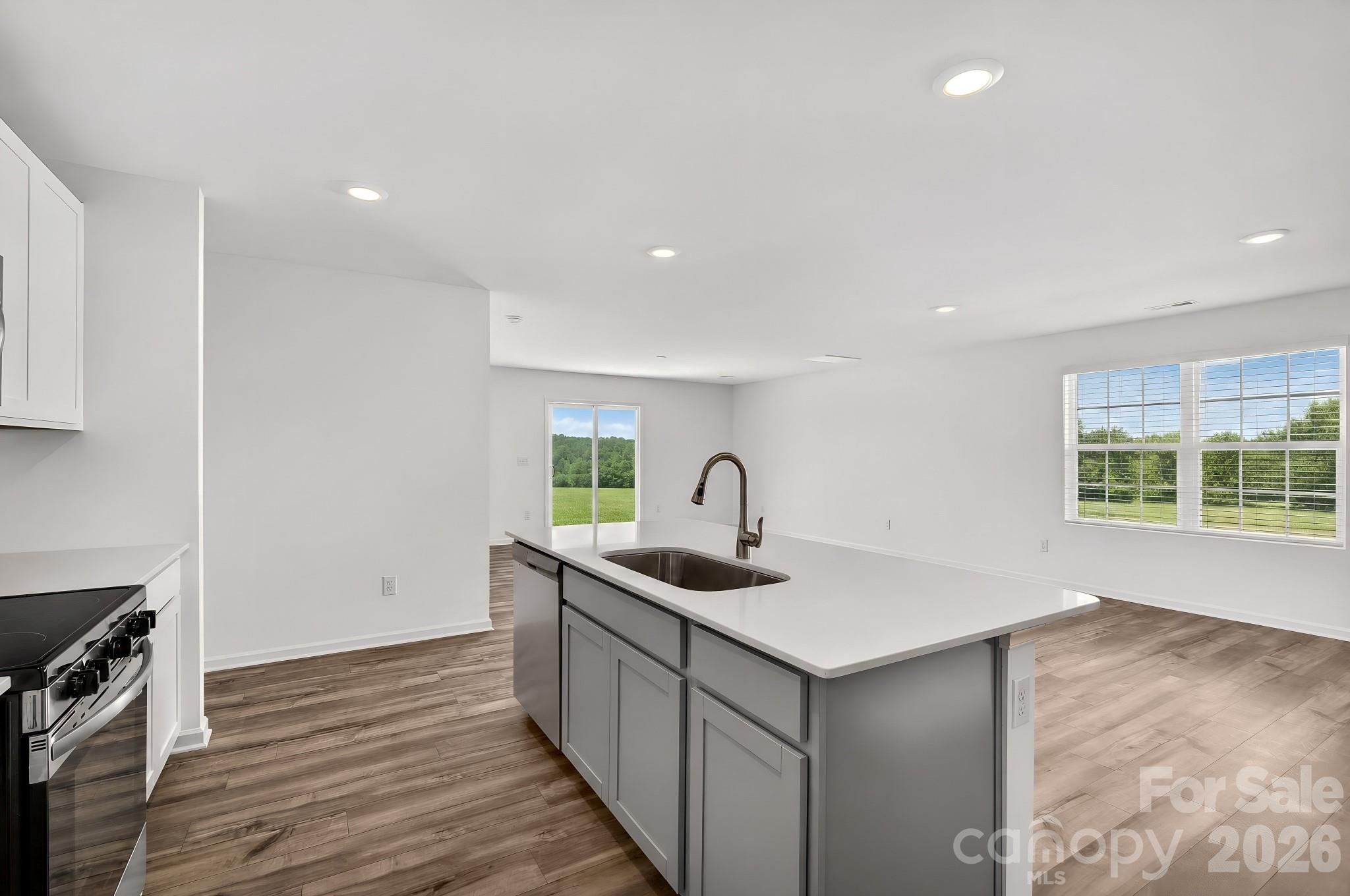 4129 Oxford Glen Drive #OG 98 — Claremont