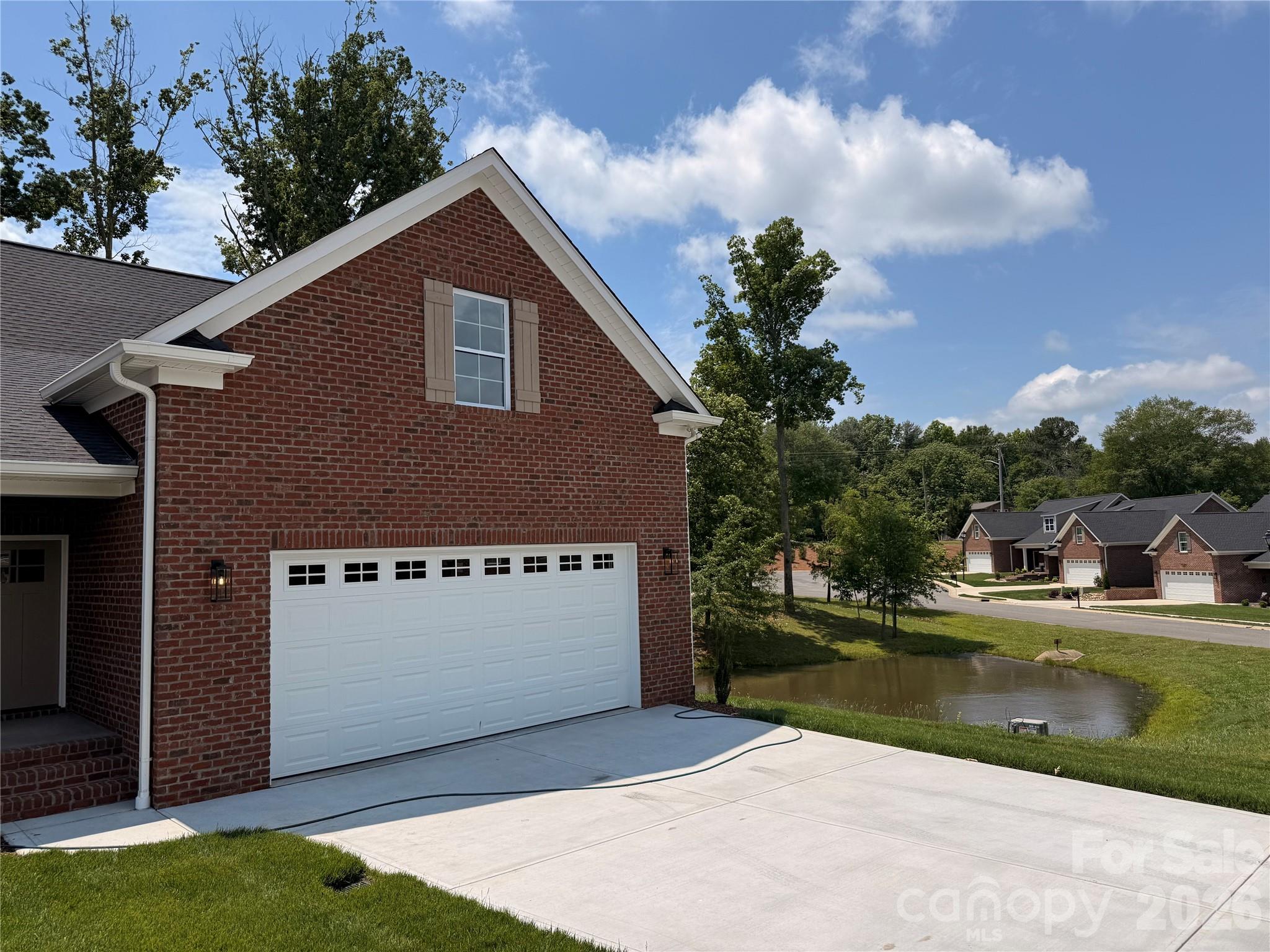 107 Abbington Lane — Shelby