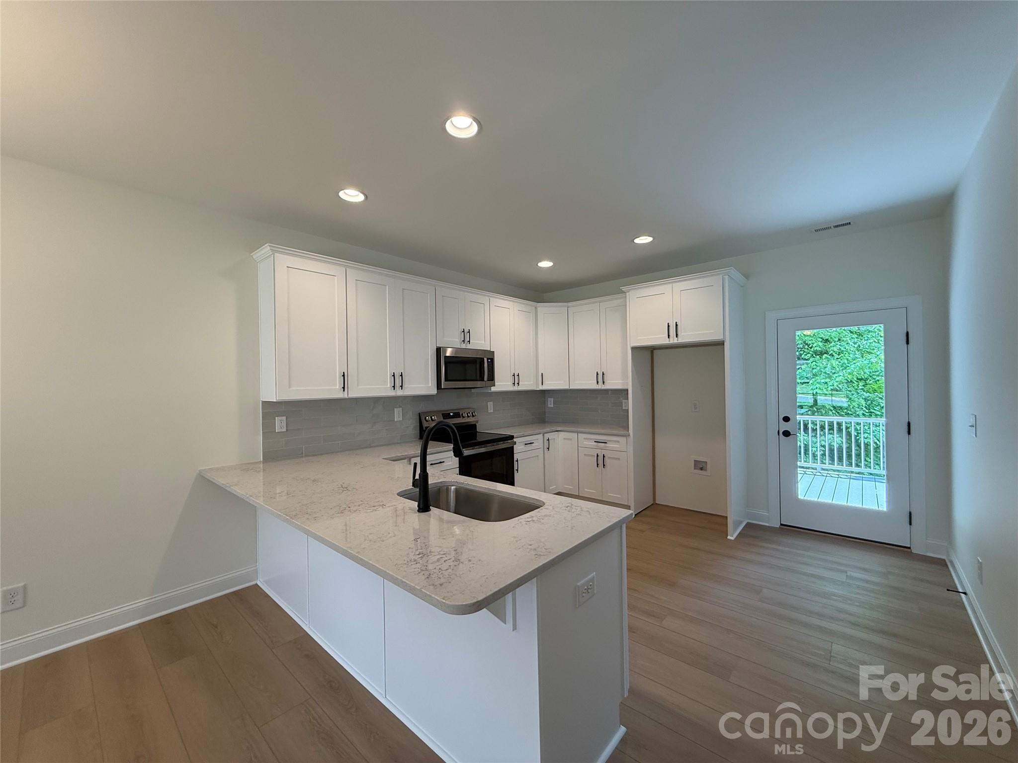 107 Abbington Lane — Shelby