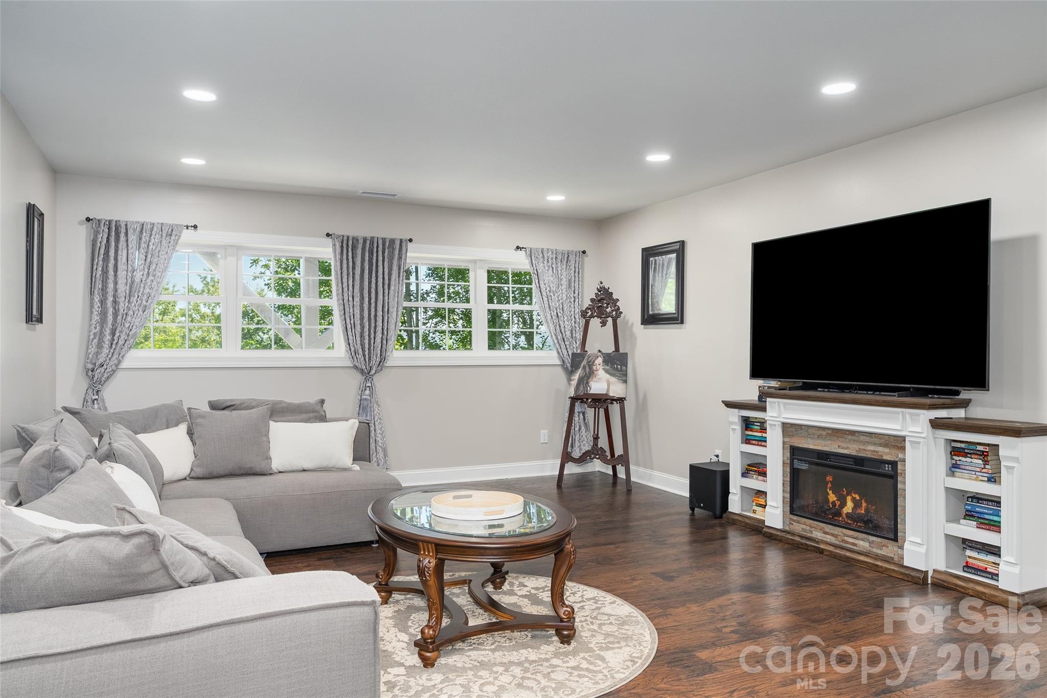 114 Nesting Ridge — Waynesville