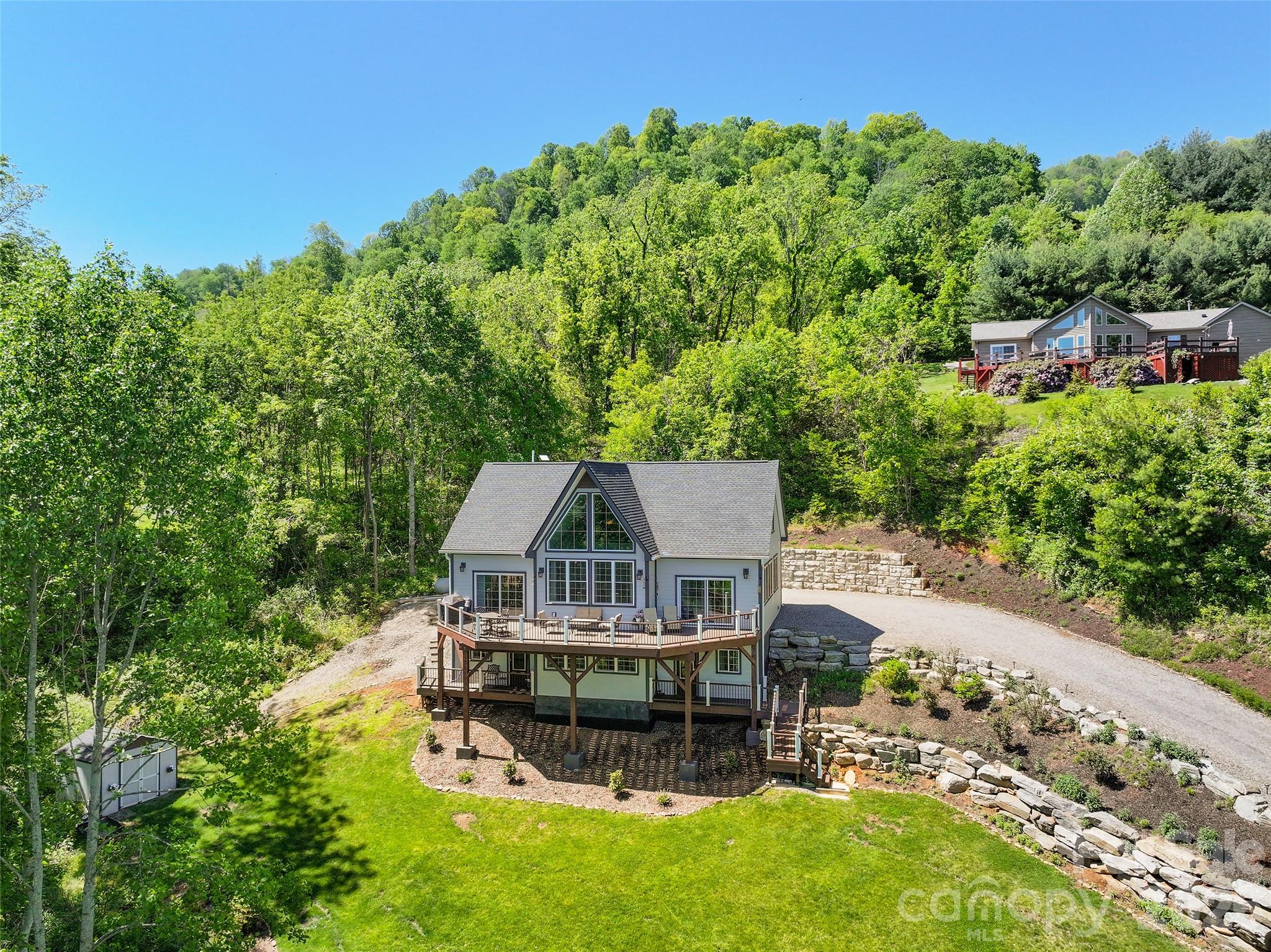 114 Nesting Ridge — Waynesville