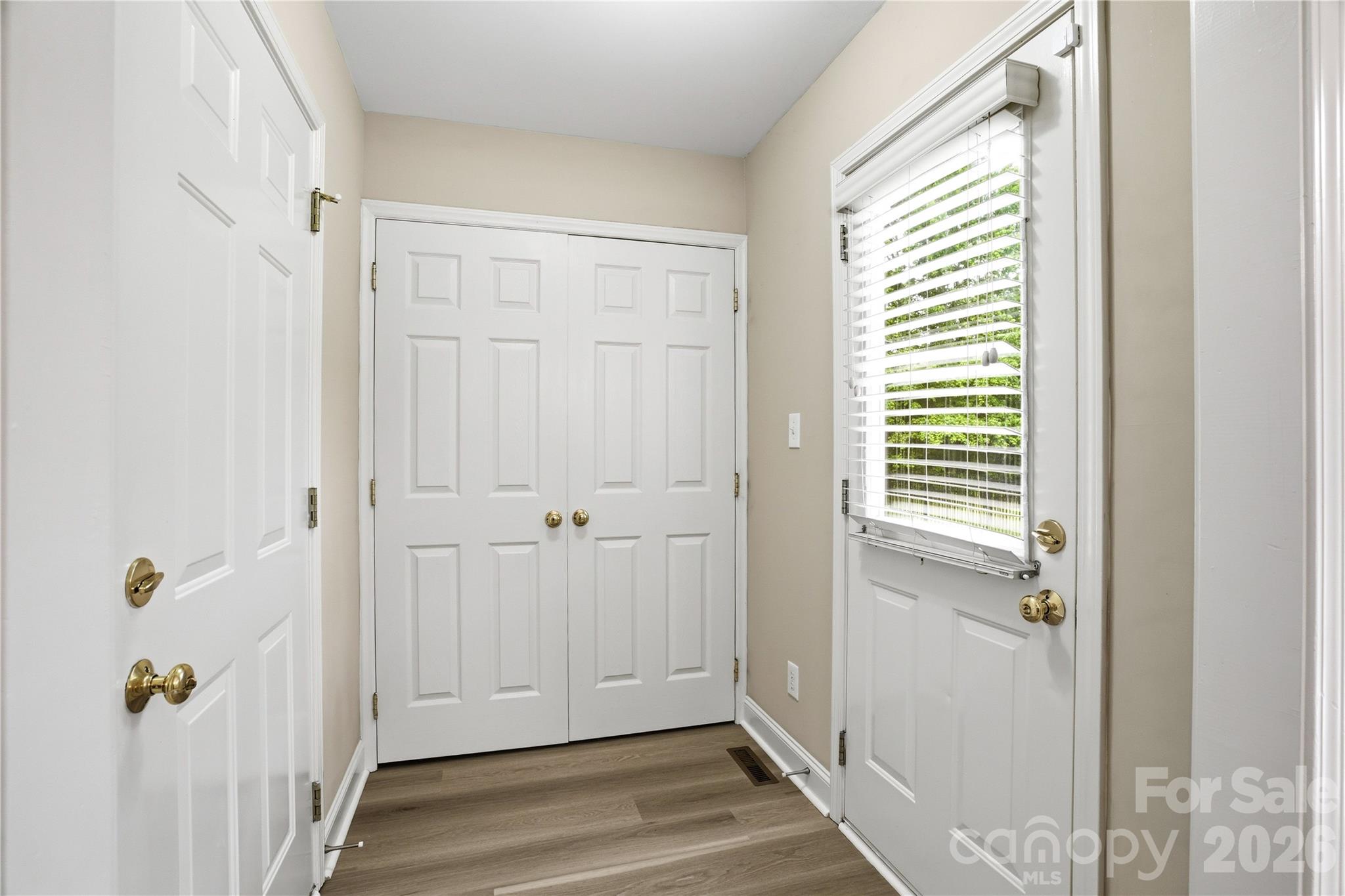4945 Grassy Creek Road — Denver