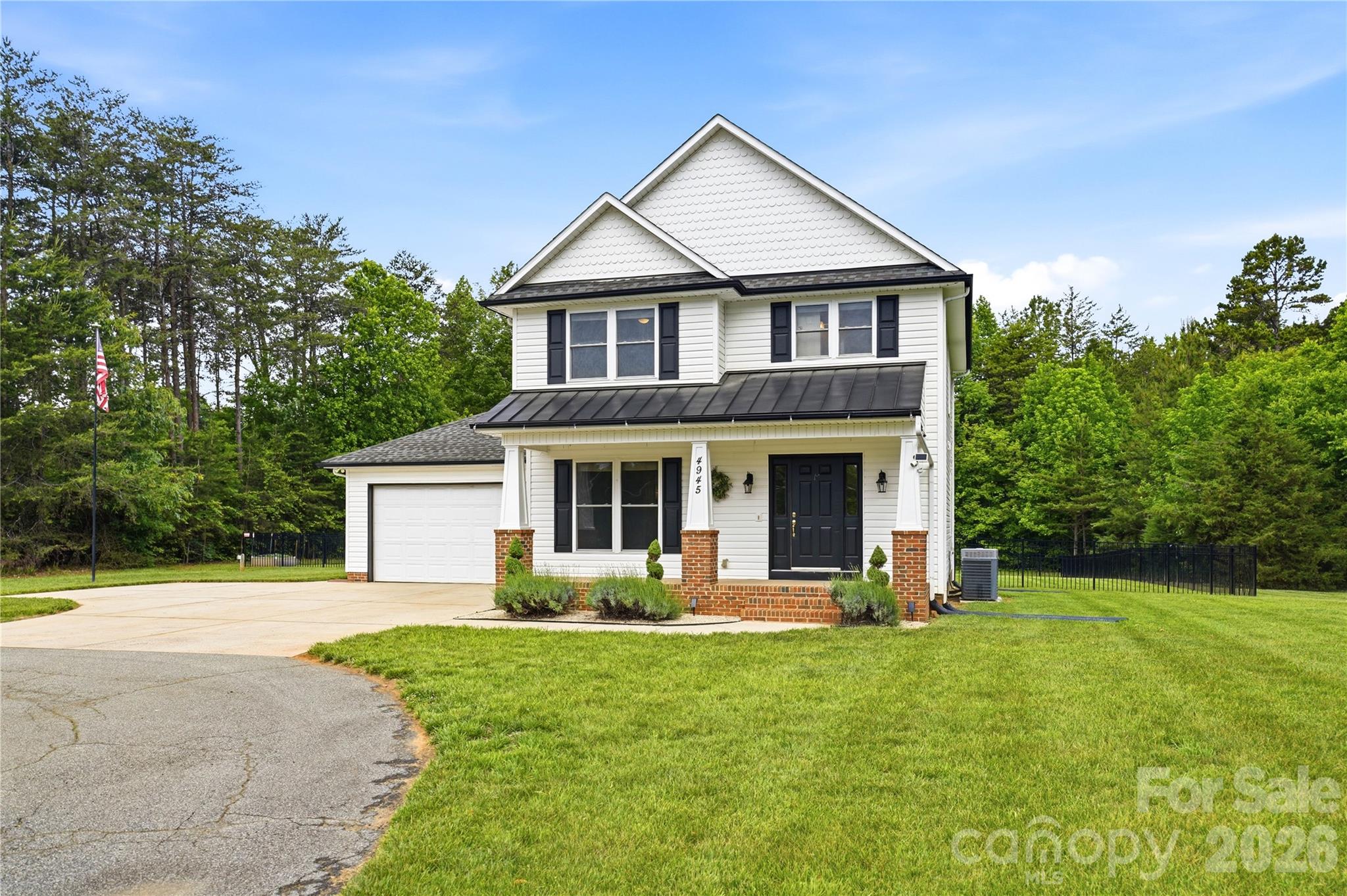 4945 Grassy Creek Road — Denver