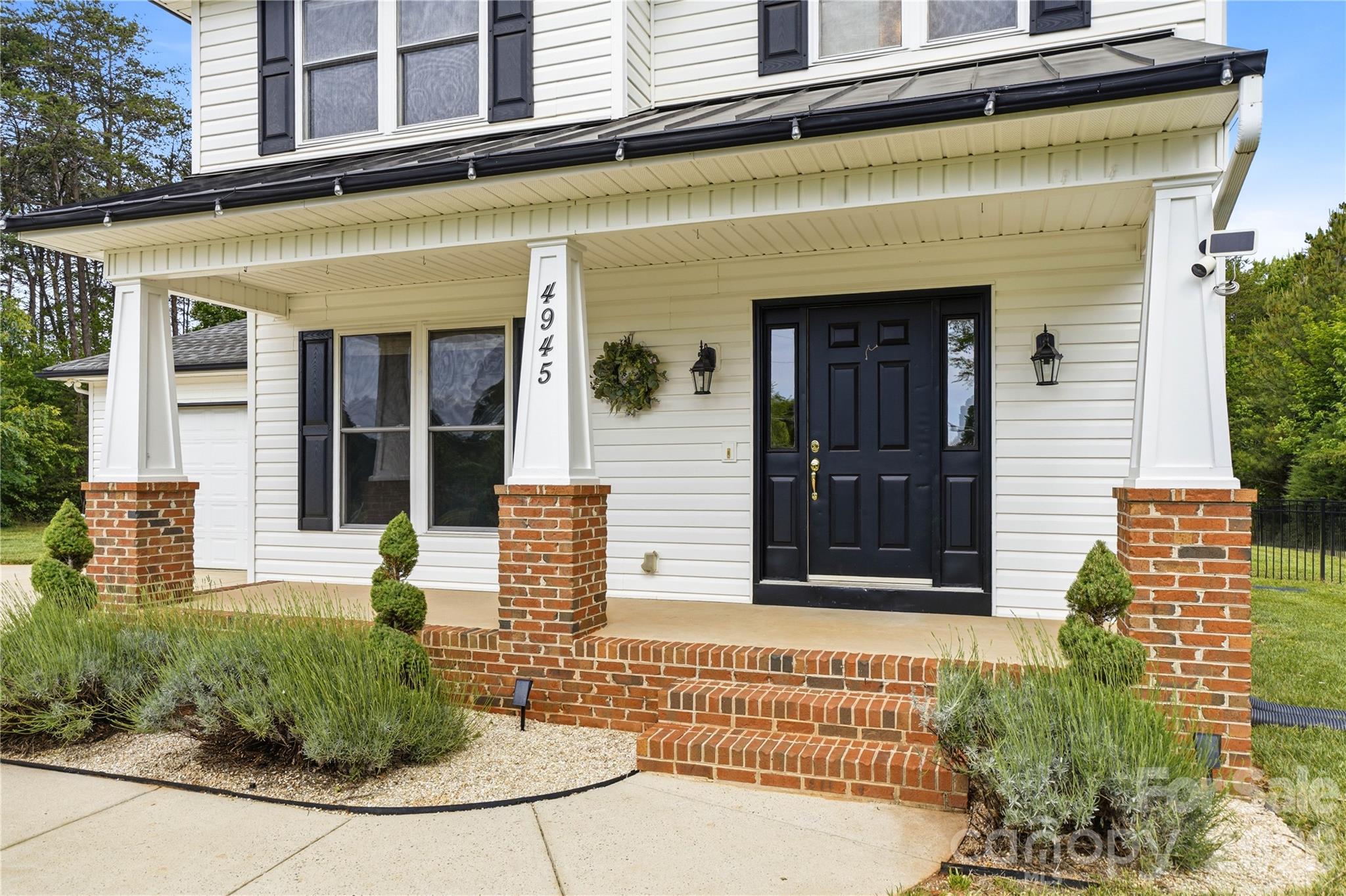 4945 Grassy Creek Road — Denver