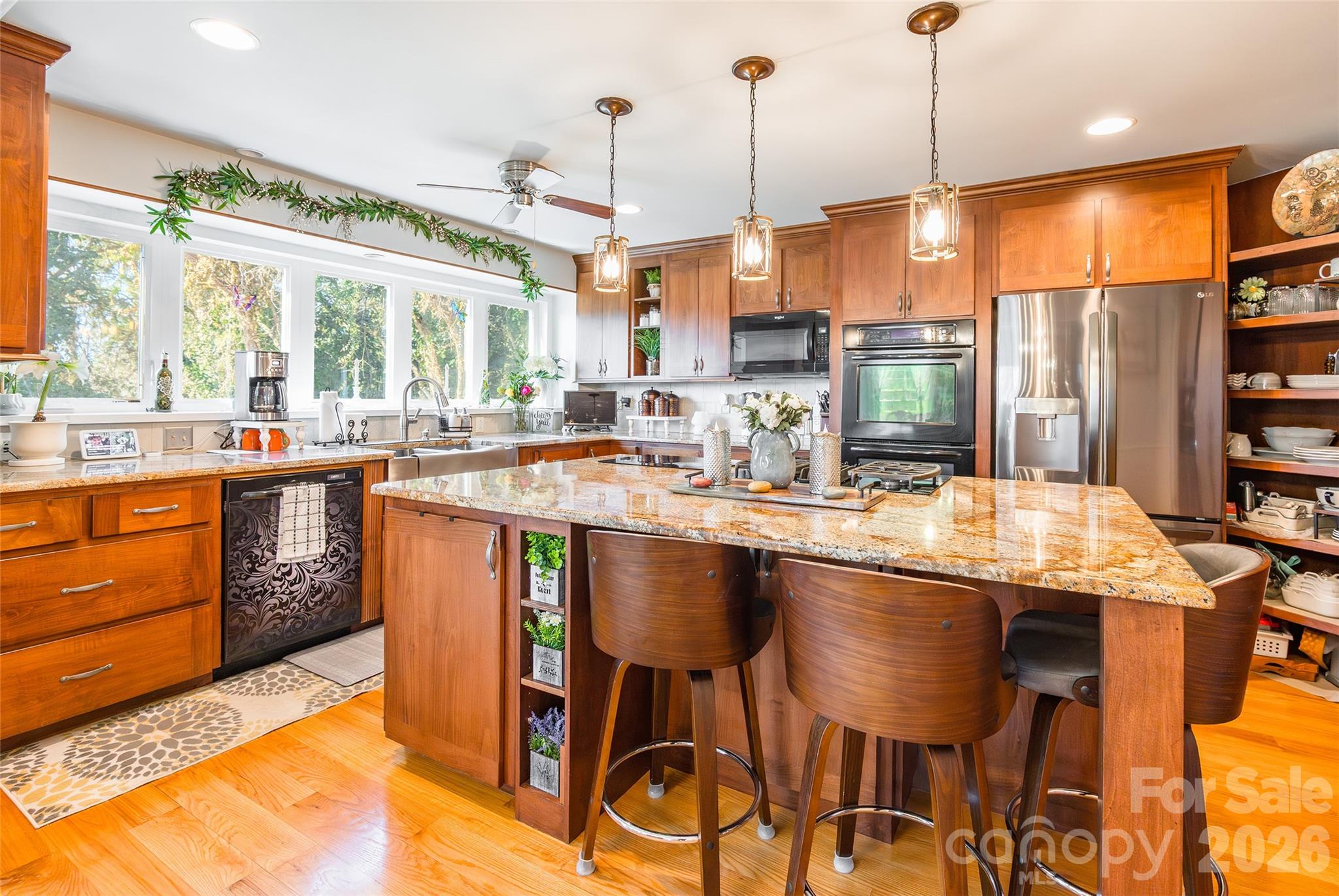 4205 Lake Shore Road S — Denver