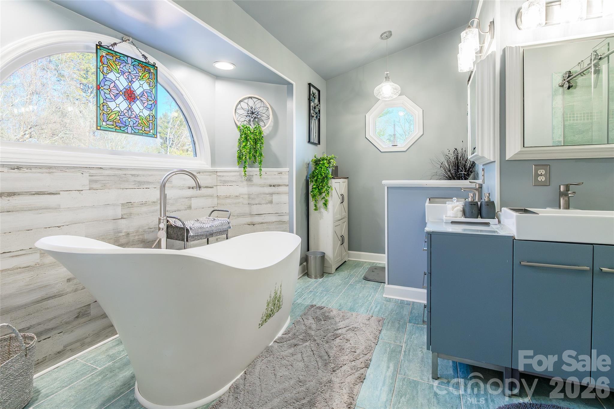 4205 Lake Shore Road S — Denver
