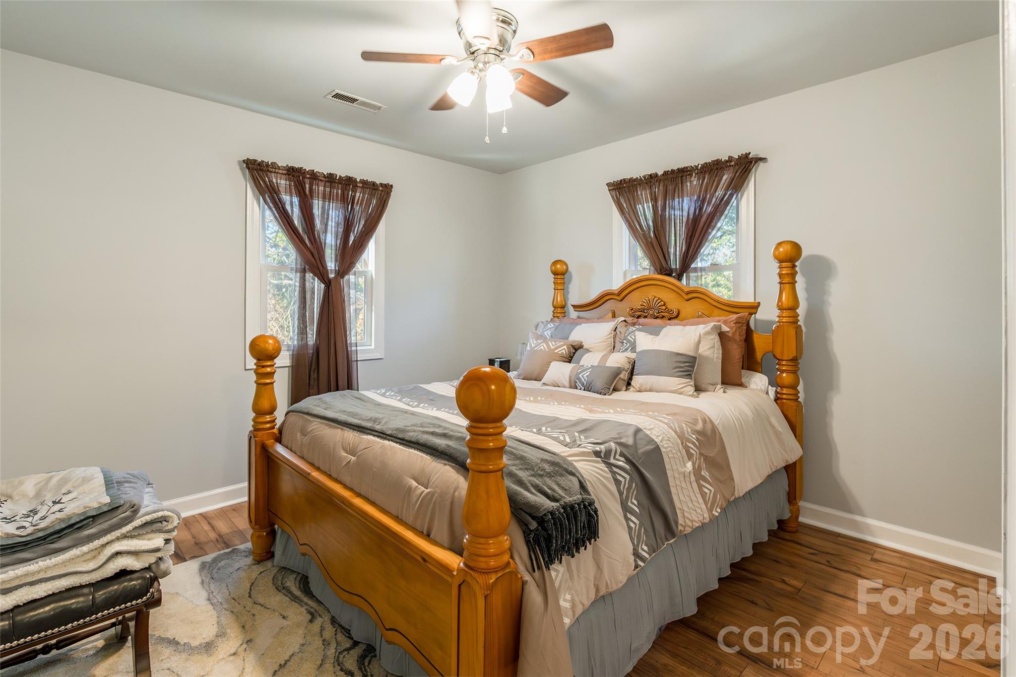 4205 Lake Shore Road S — Denver