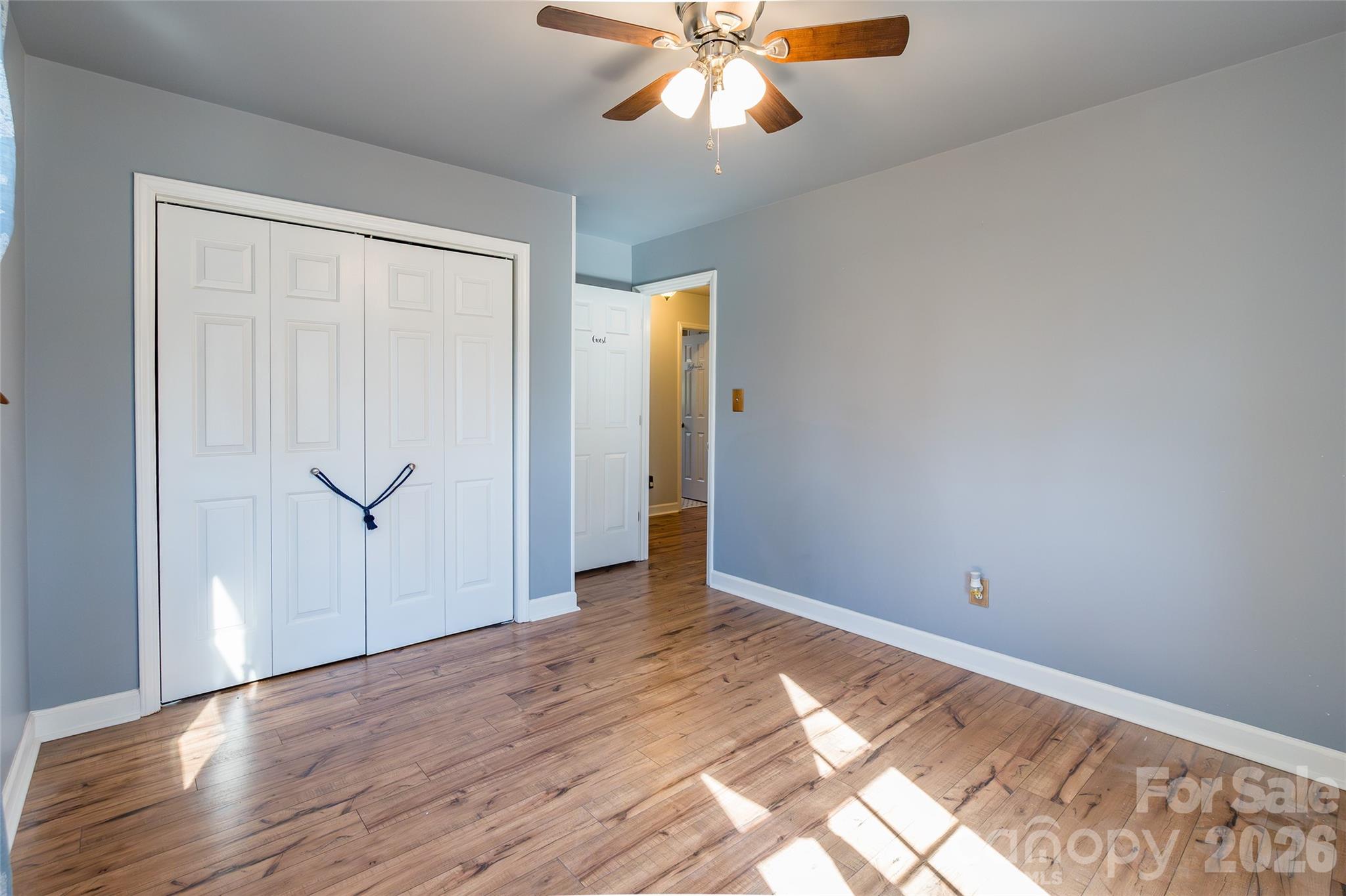 4205 Lake Shore Road S — Denver