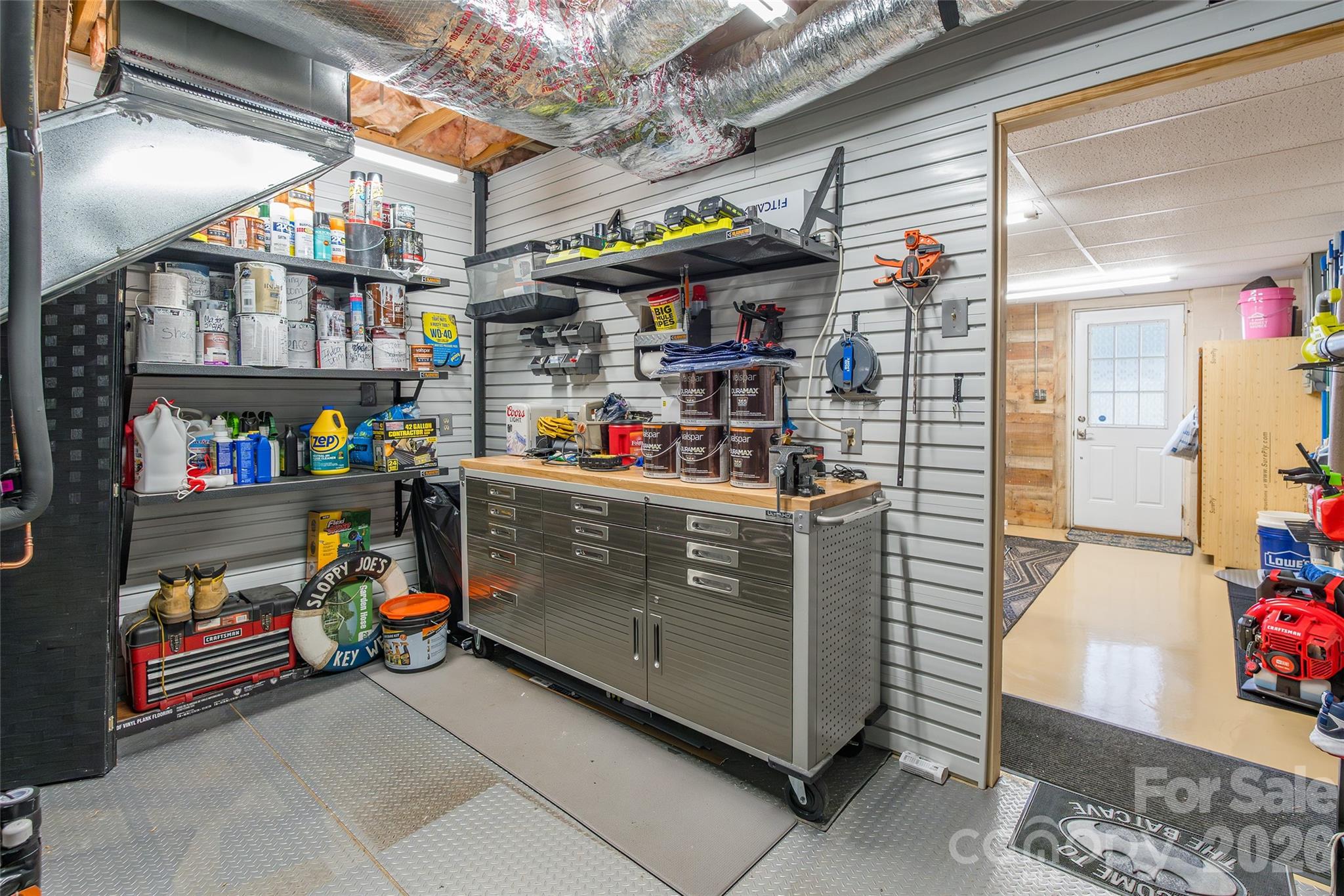 4205 Lake Shore Road S — Denver