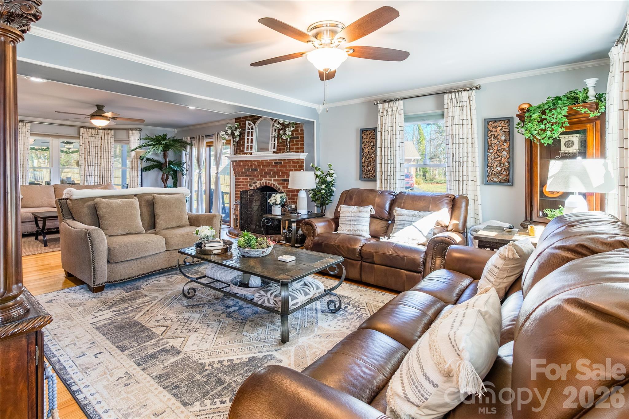 4205 Lake Shore Road S — Denver