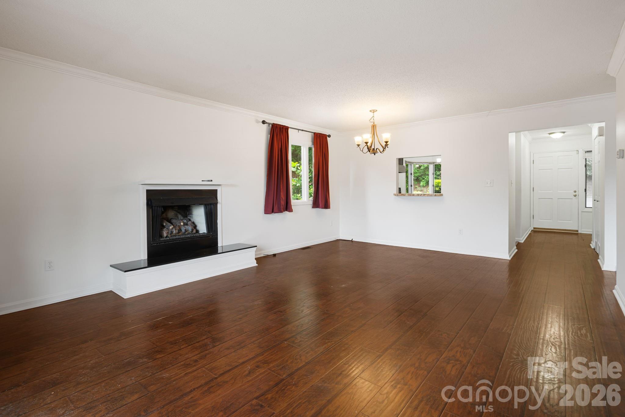 305 Piney Mountain Drive #J2 — Asheville