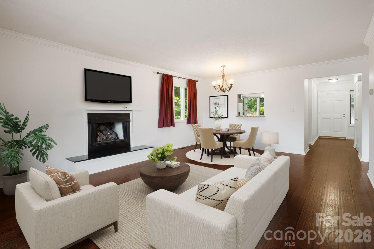 305 Piney Mountain Drive #J2 — Asheville