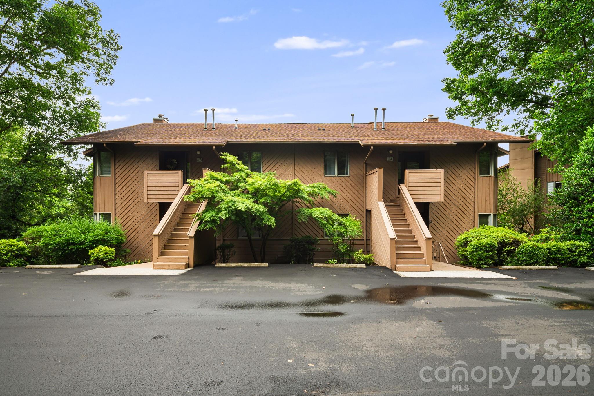 305 Piney Mountain Drive #J2 — Asheville