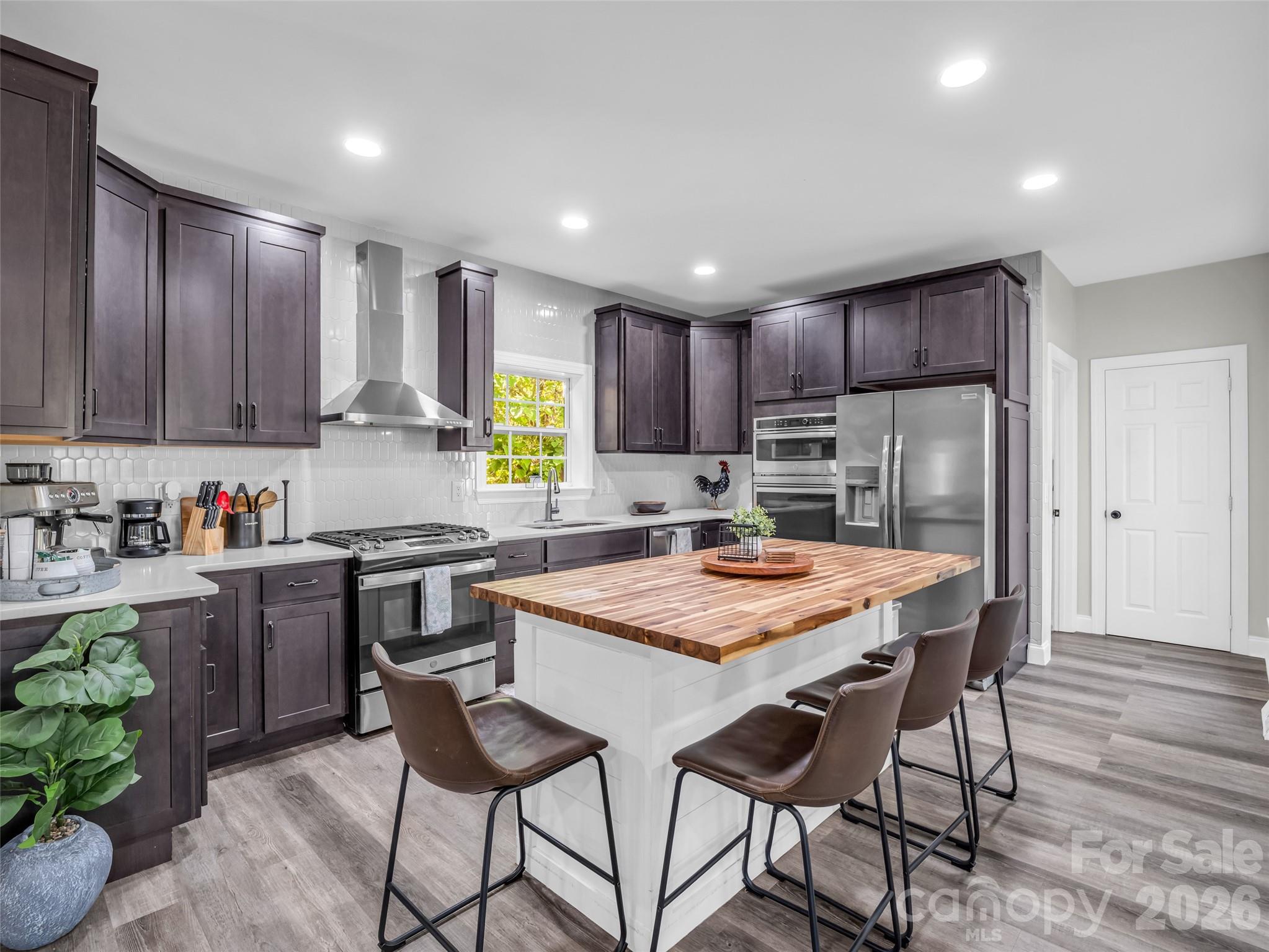 4647 Big Level Road — Mill Spring
