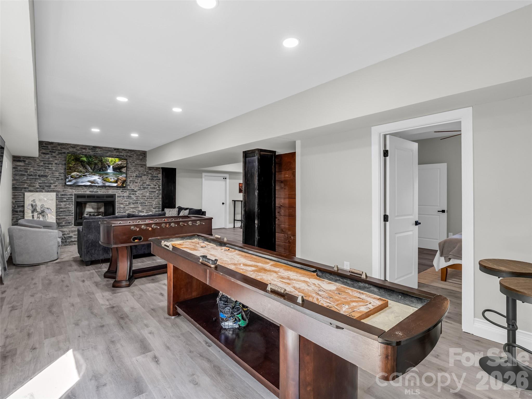 4647 Big Level Road — Mill Spring
