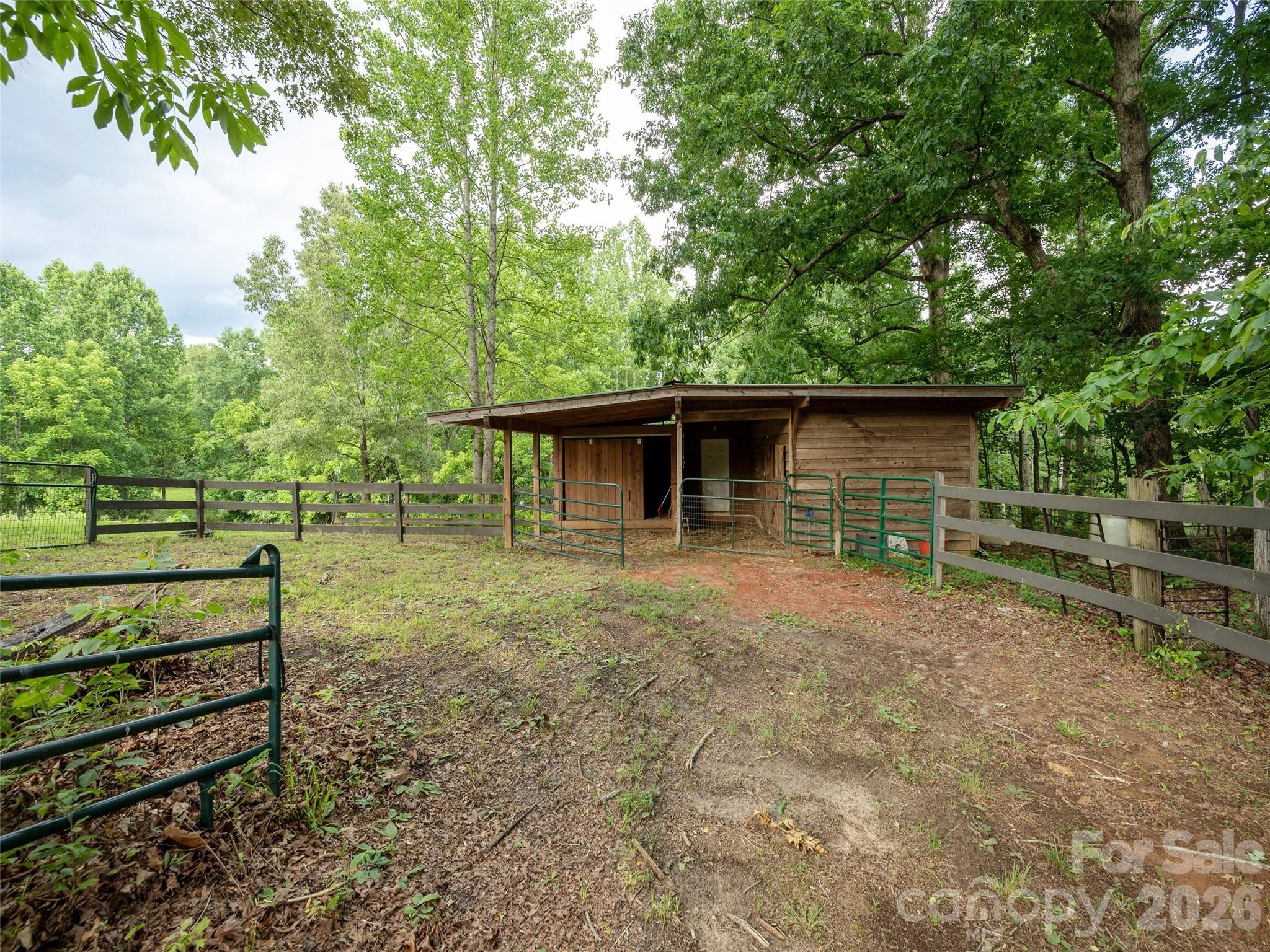 4647 Big Level Road — Mill Spring