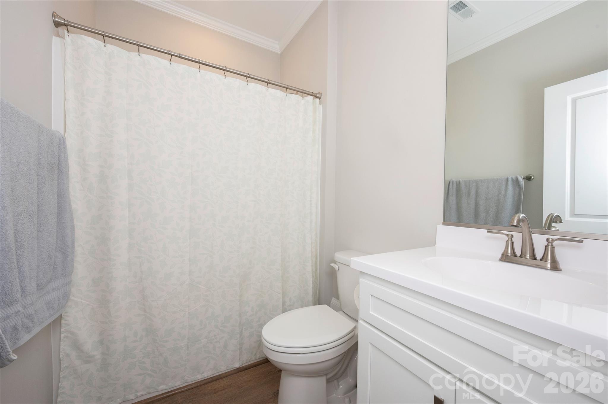 438 Fernwood Drive — Yadkinville