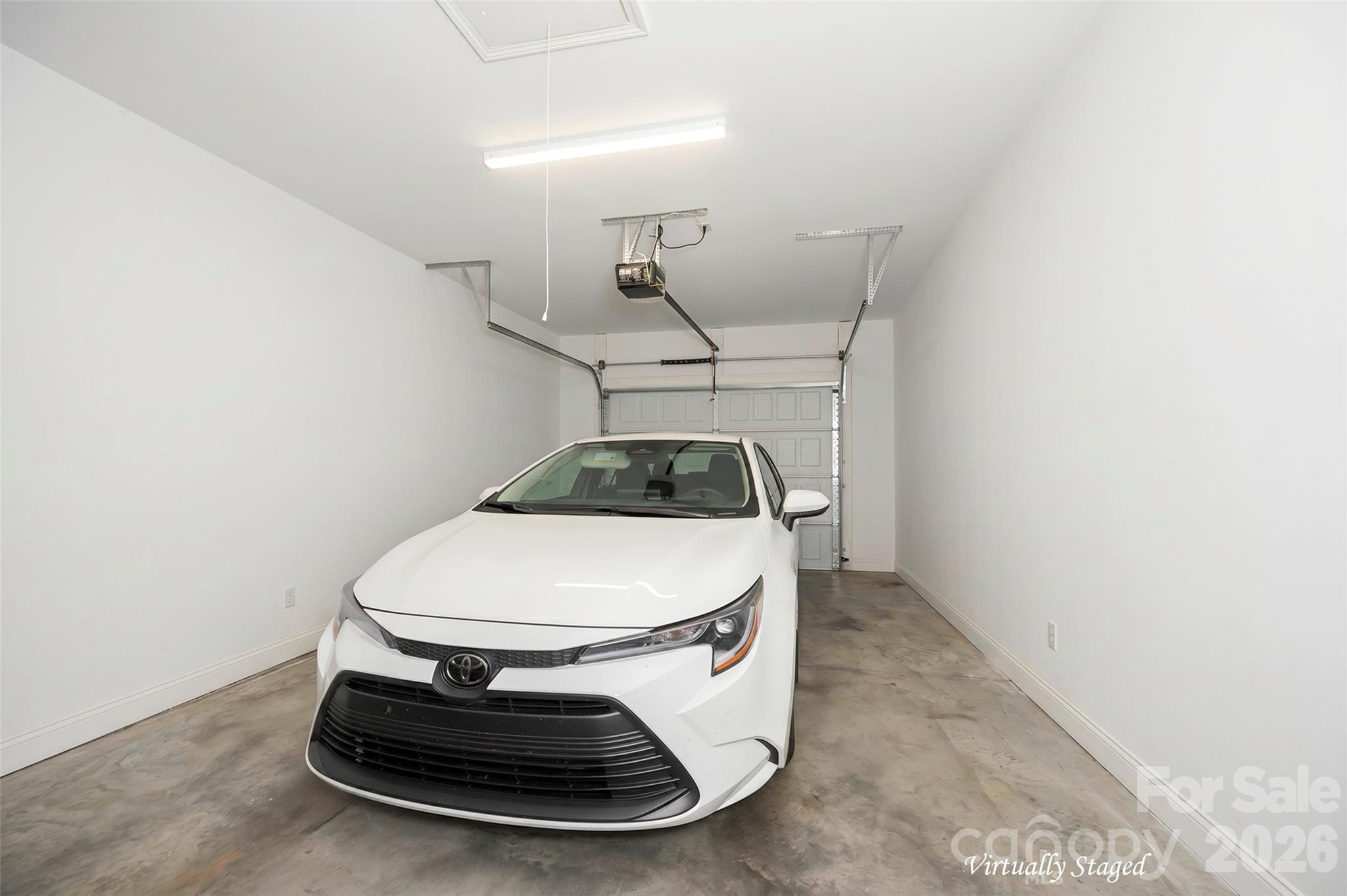 438 Fernwood Drive — Yadkinville