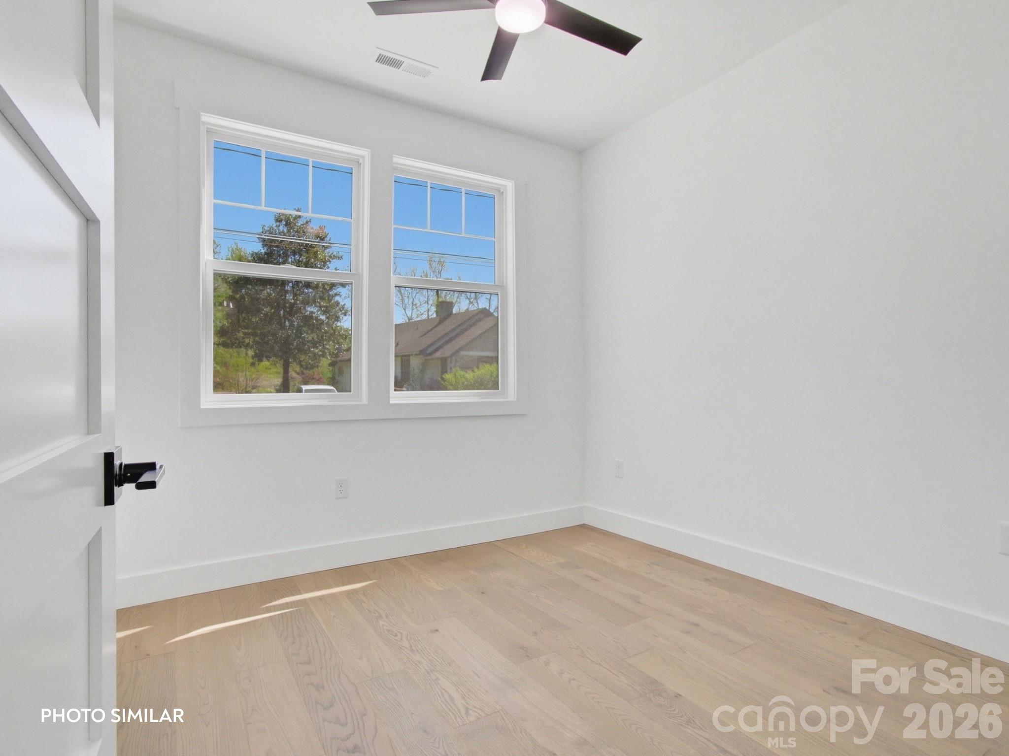 617 W Allen Street — Hendersonville