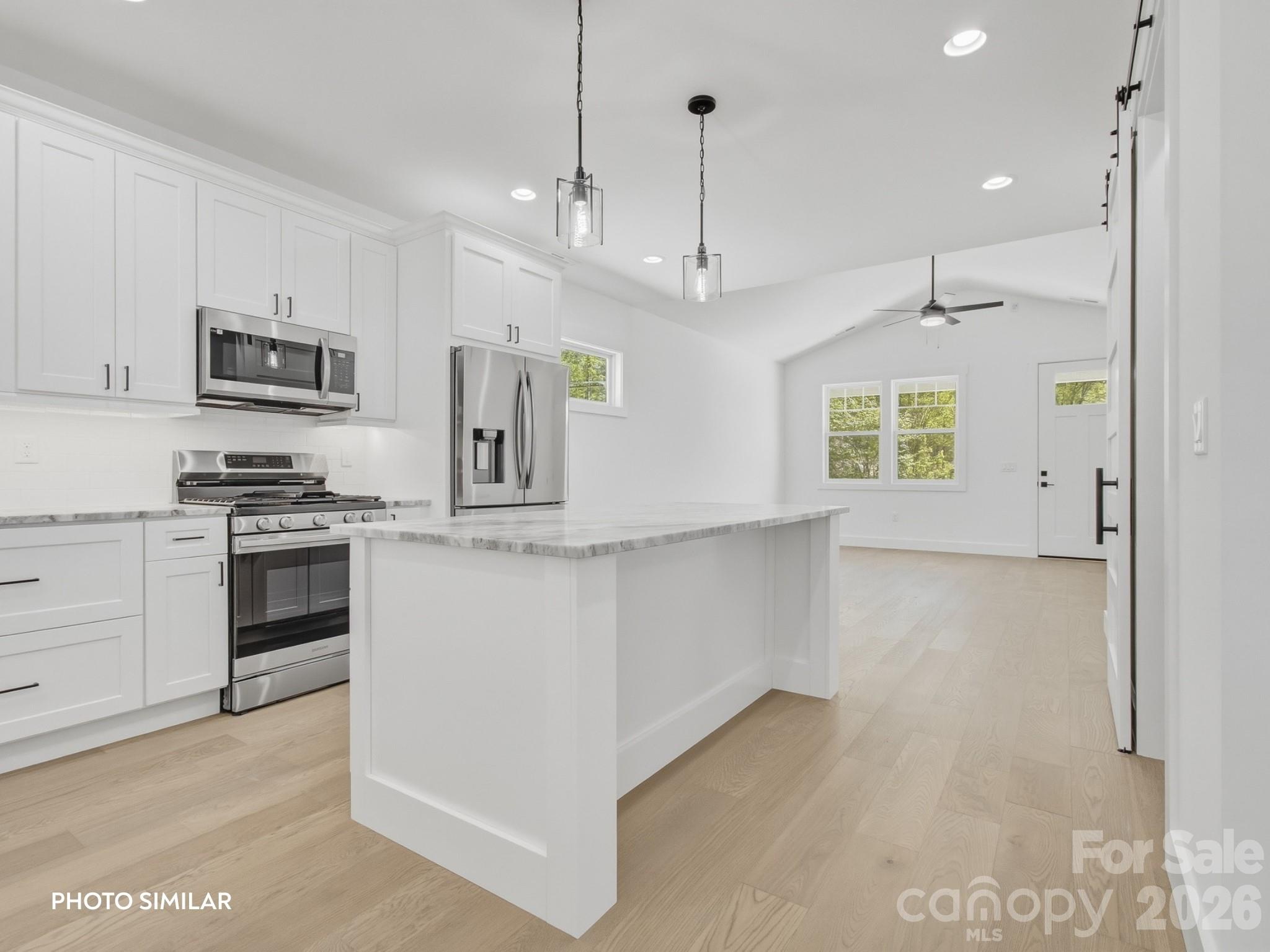 617 W Allen Street — Hendersonville