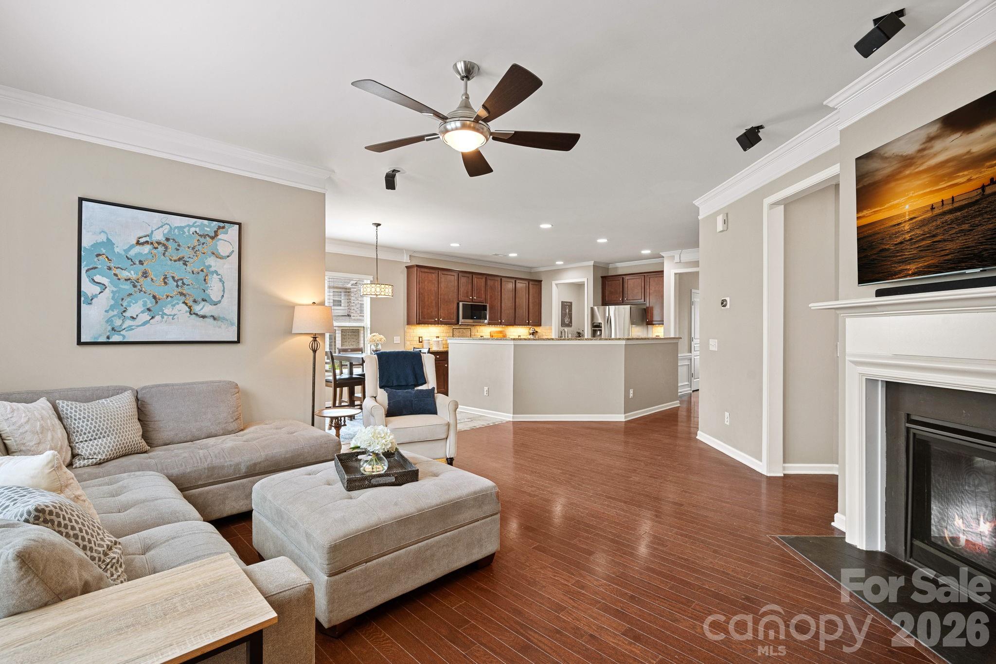 404 Senate Court Way — Huntersville
