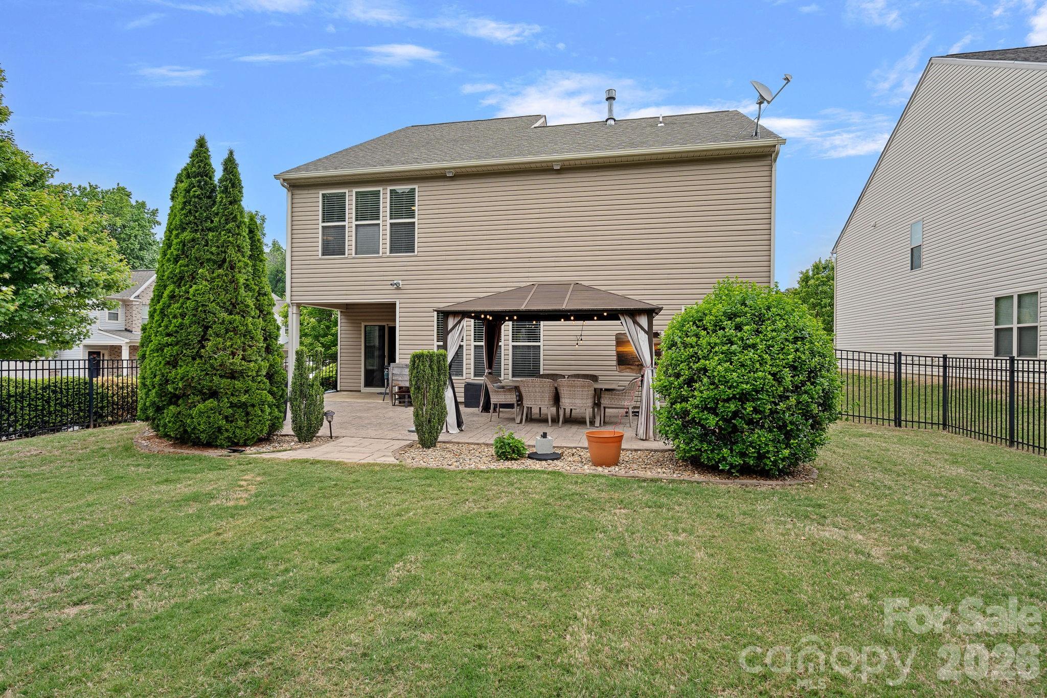 404 Senate Court Way — Huntersville