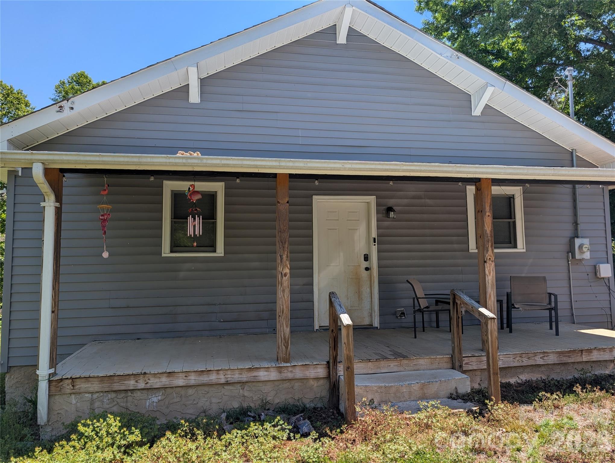 204 Shelby Street — Hickory