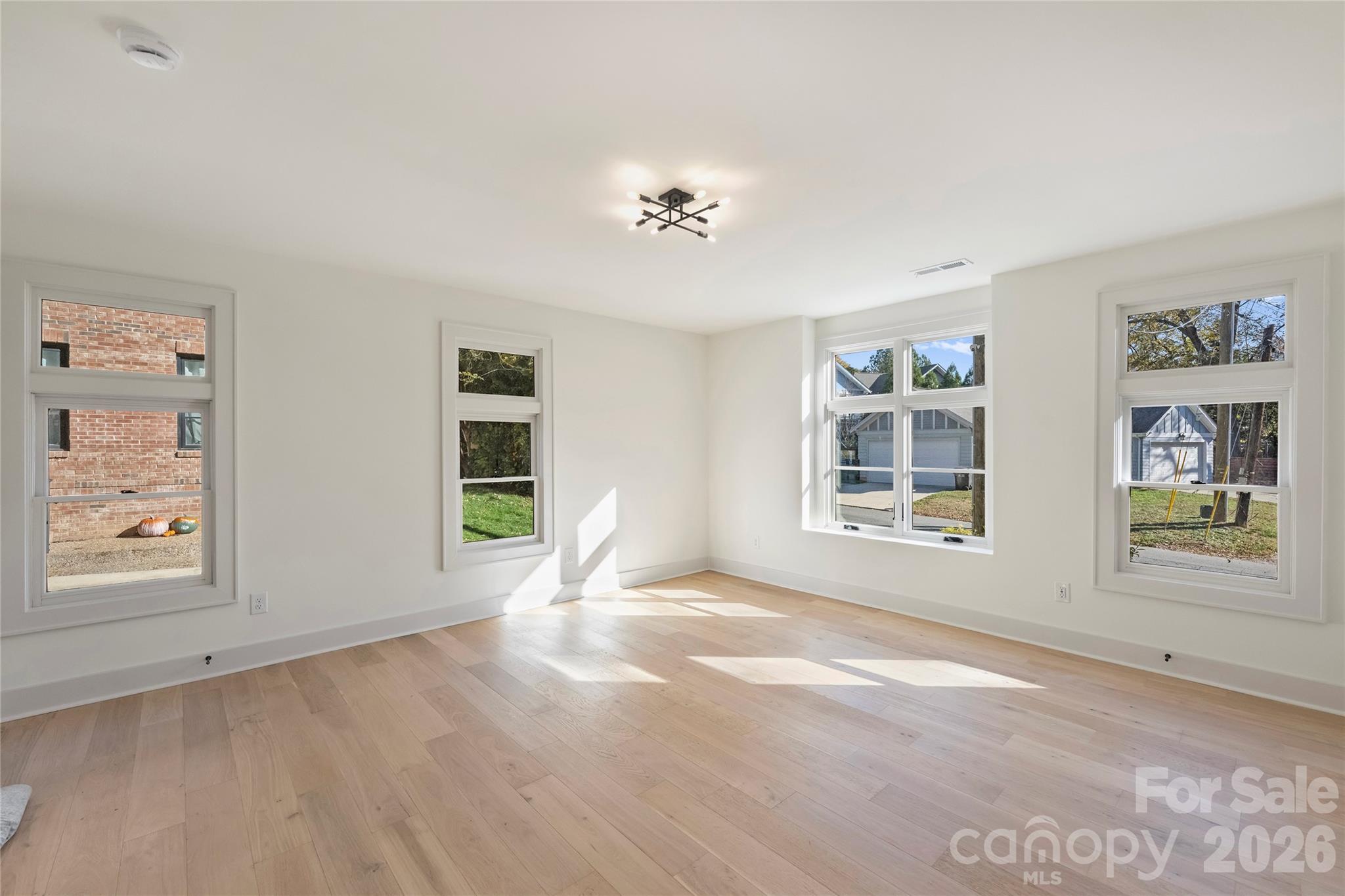 2027 Thurmond Place — Charlotte