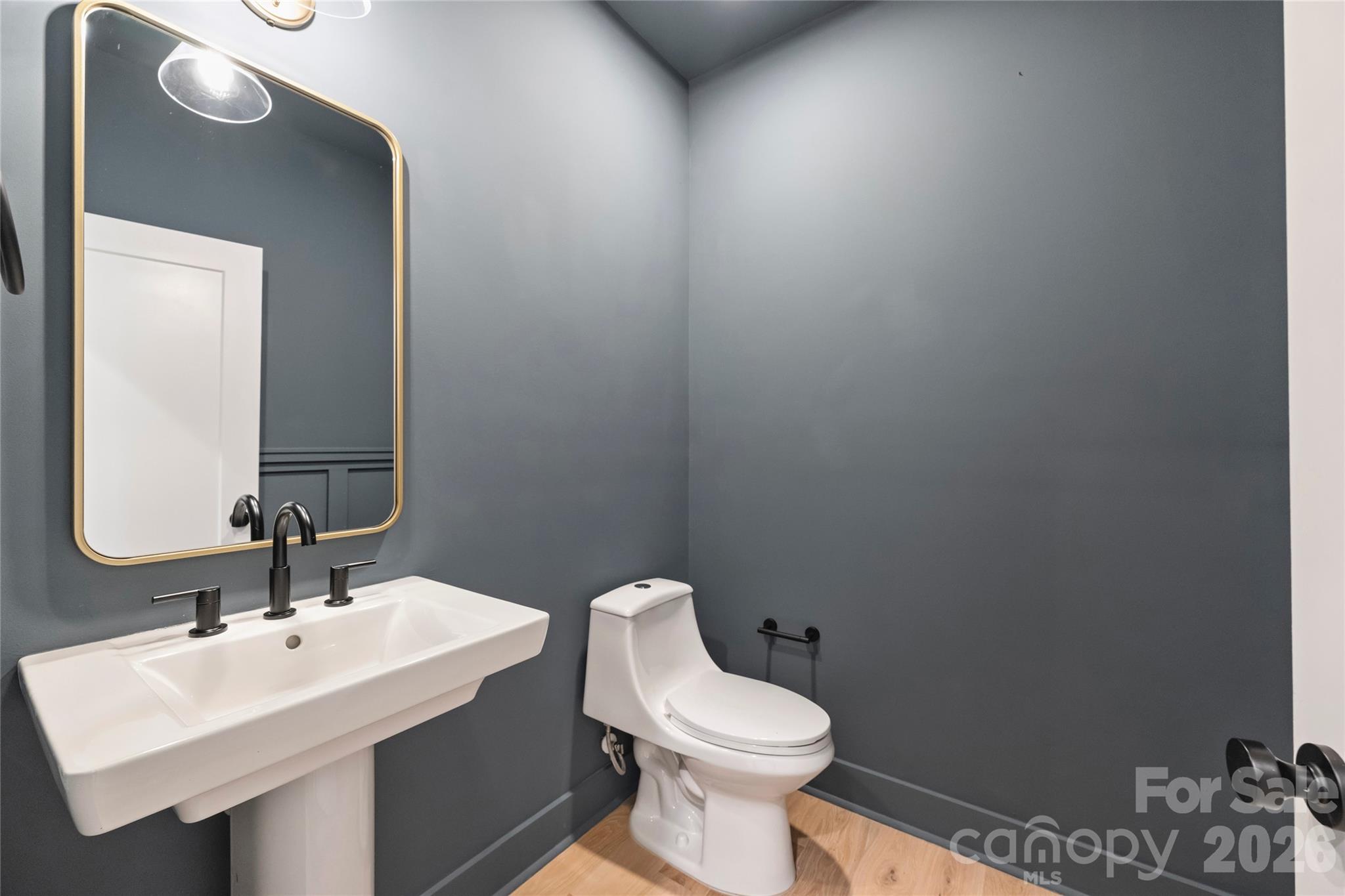 2027 Thurmond Place — Charlotte