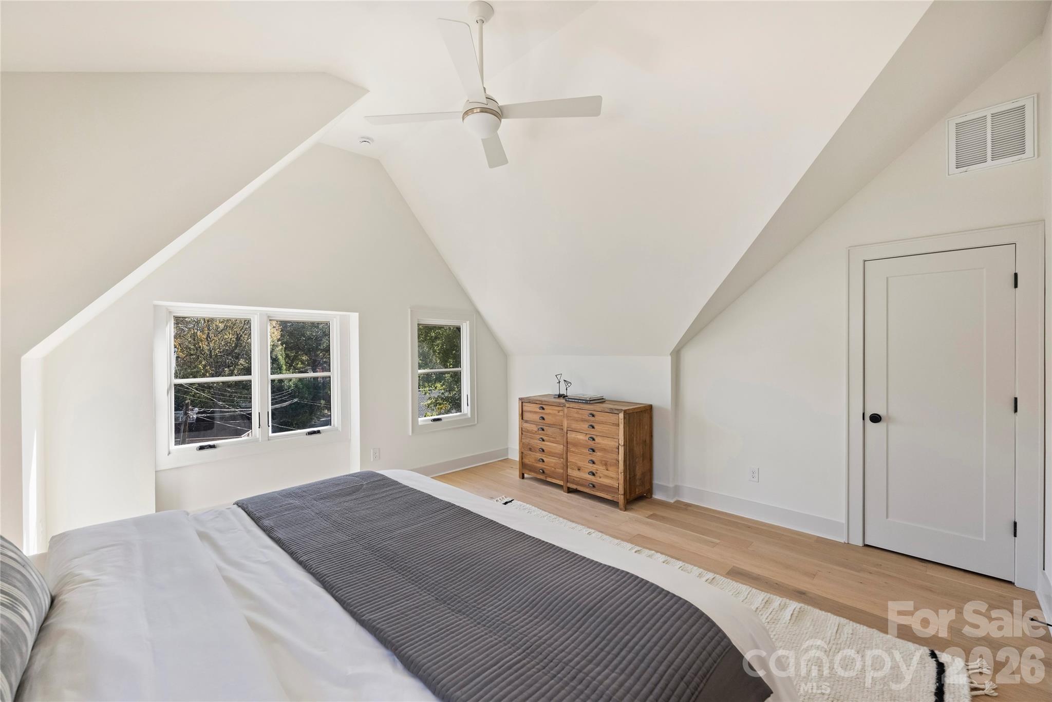 2027 Thurmond Place — Charlotte