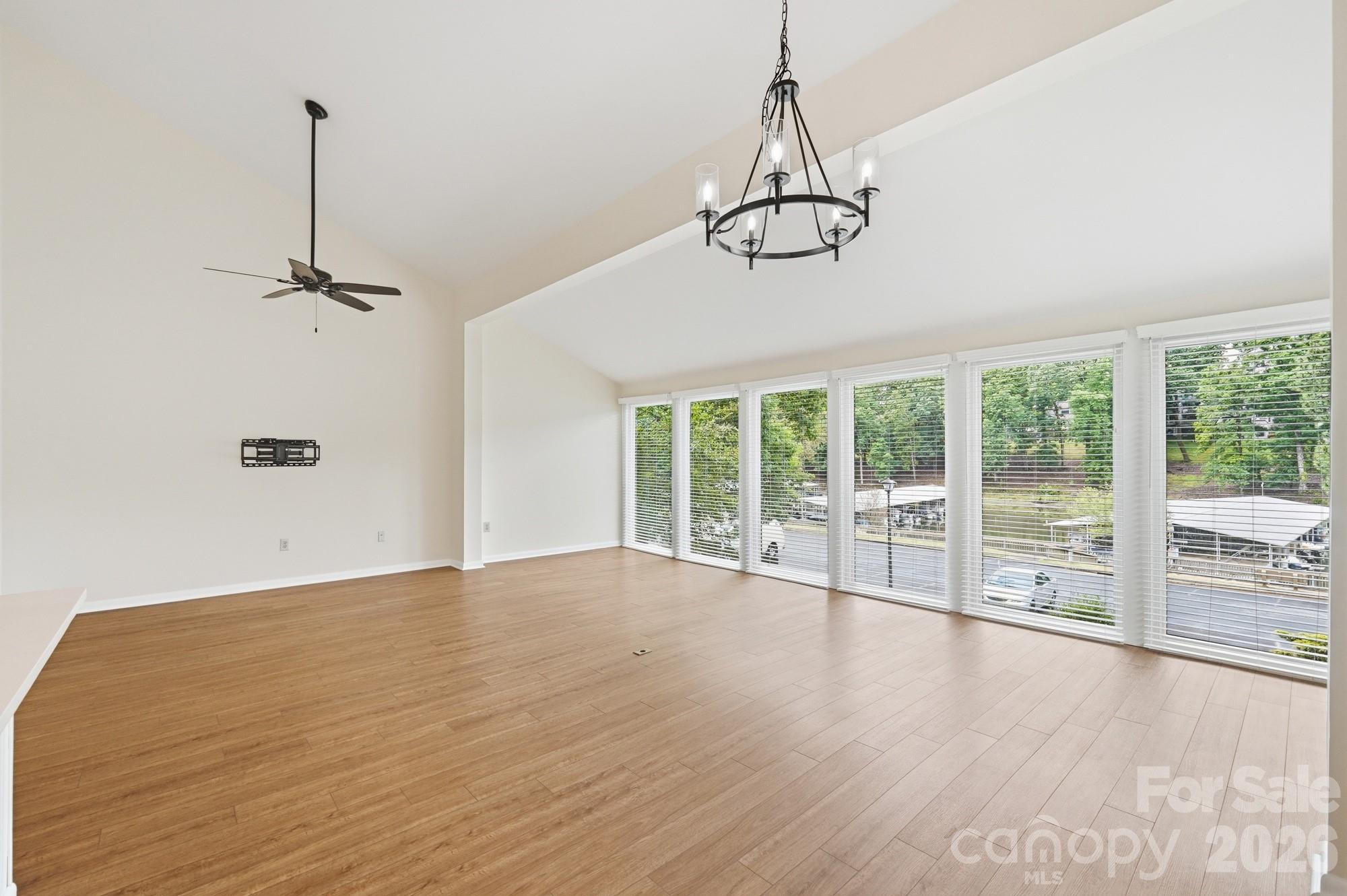 7 Marina Road — Lake Wylie