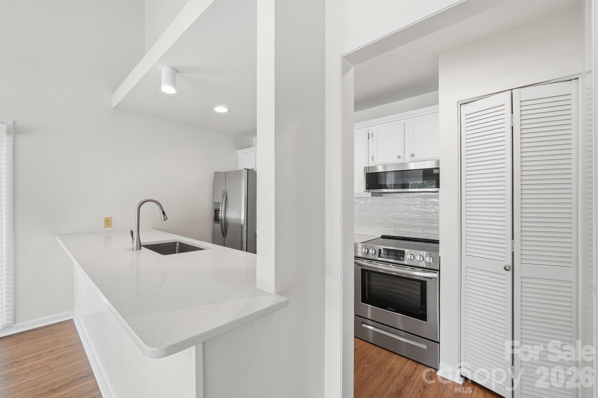 7 Marina Road — Lake Wylie