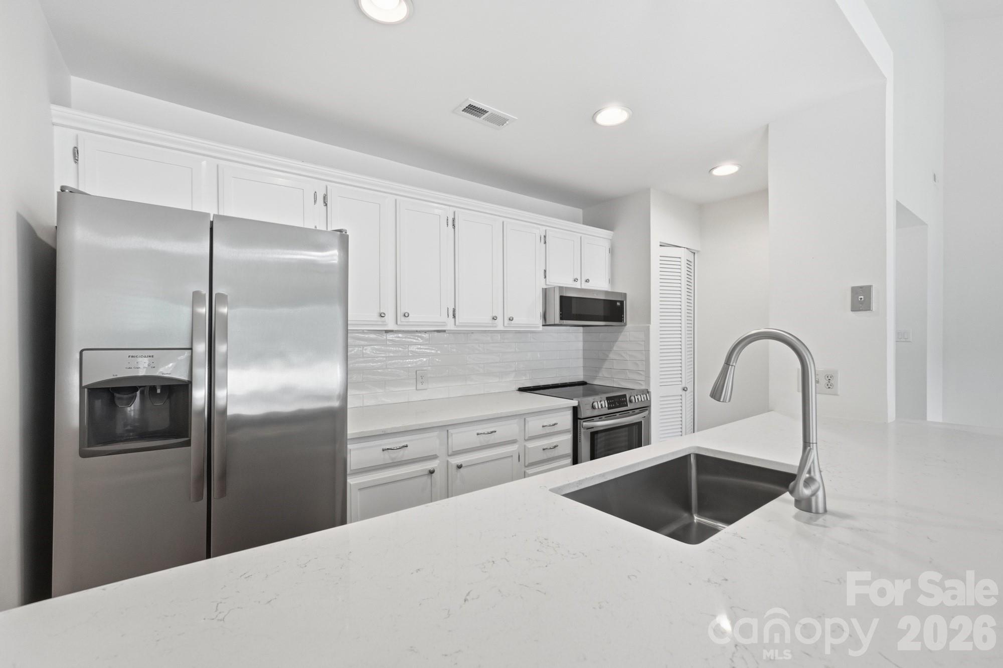 7 Marina Road — Lake Wylie