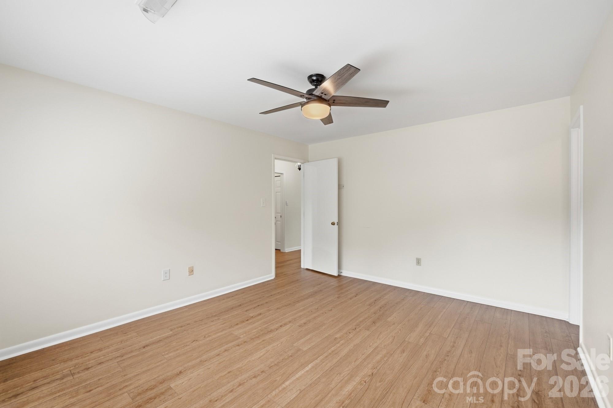 7 Marina Road — Lake Wylie