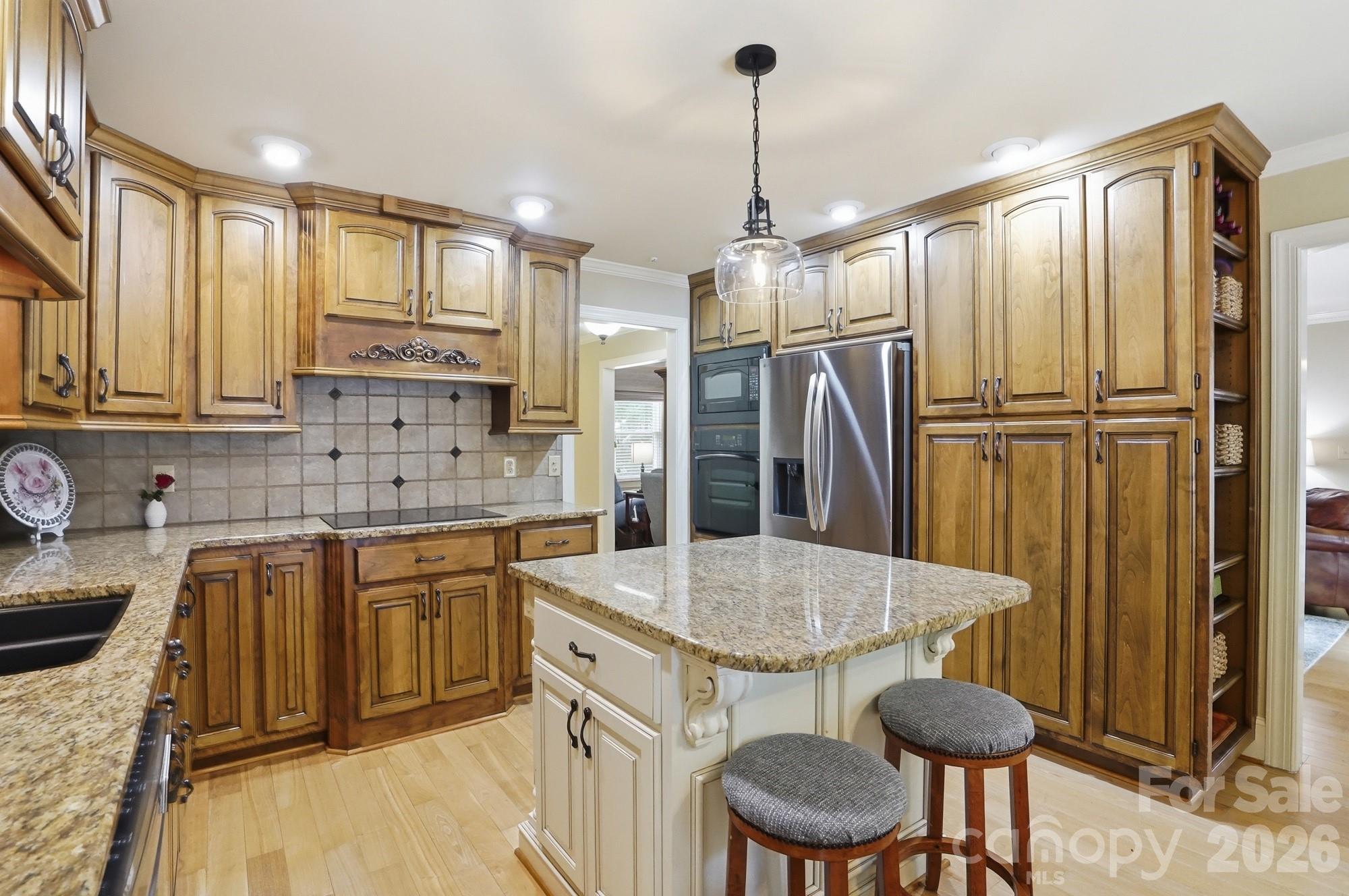 405 Hillcrest Drive — Harrisburg