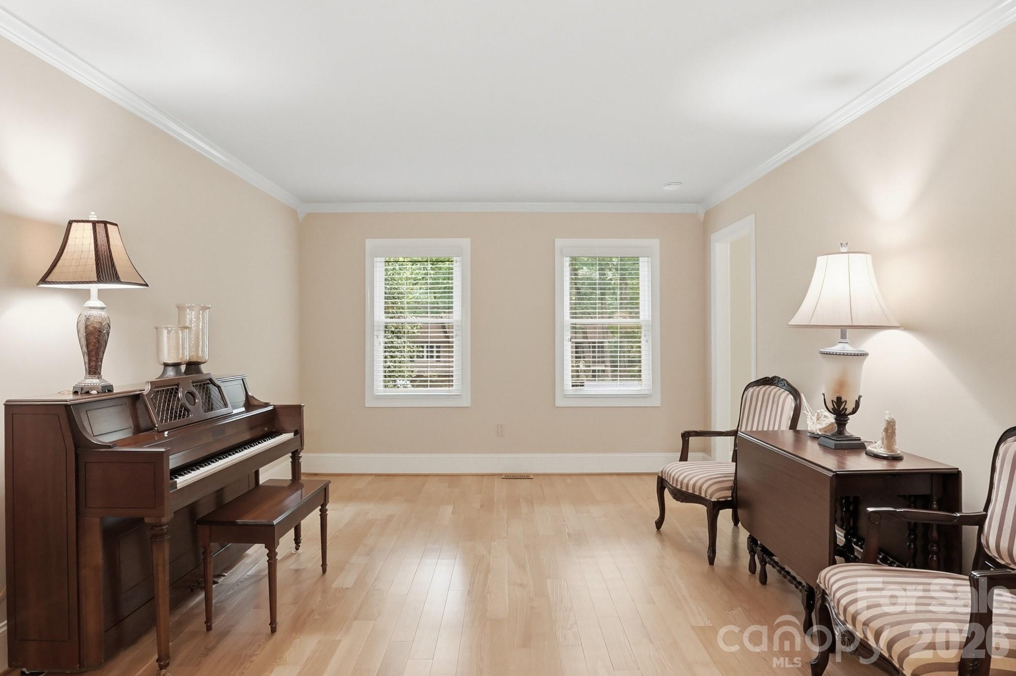 405 Hillcrest Drive — Harrisburg