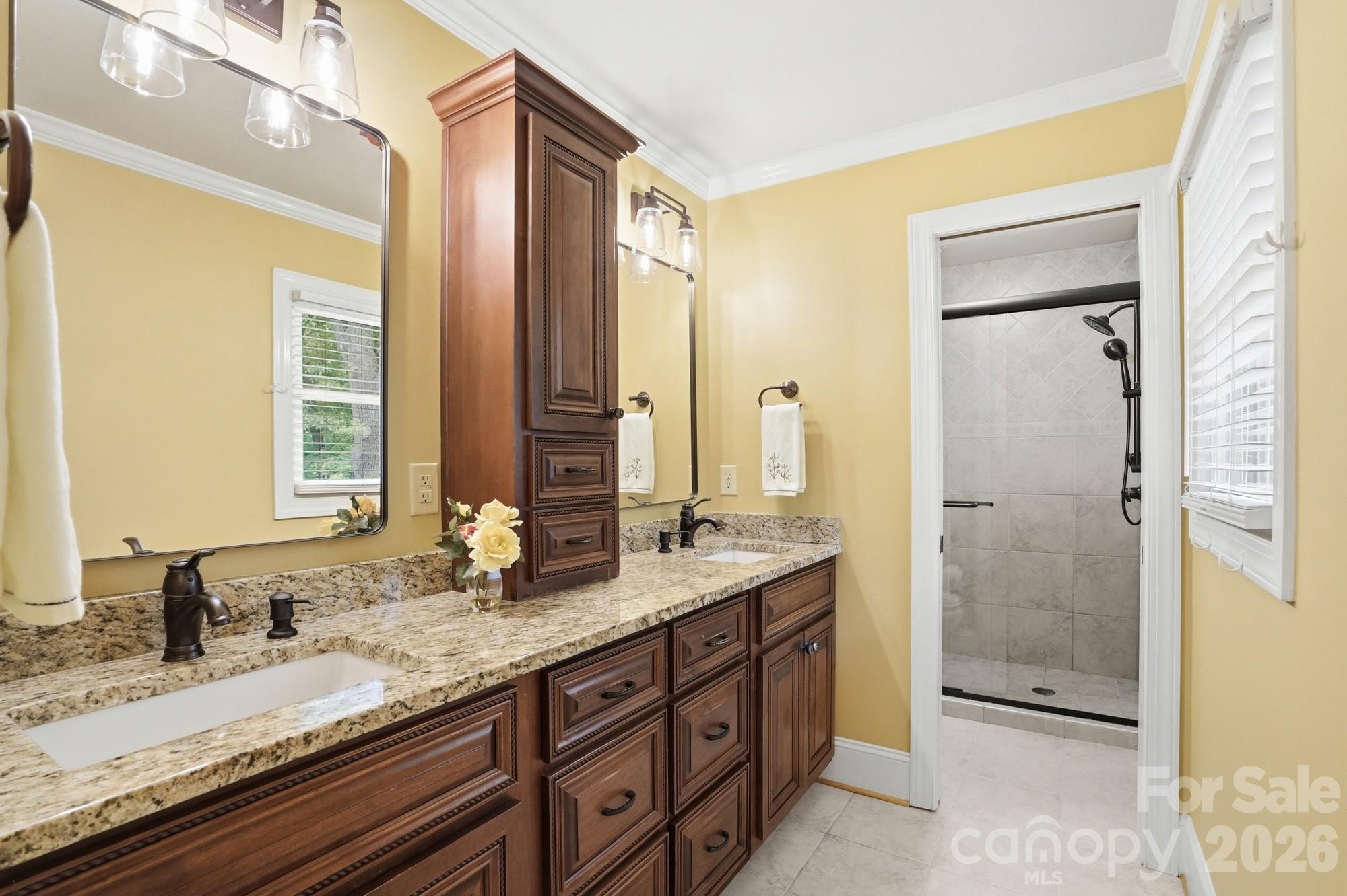 405 Hillcrest Drive — Harrisburg