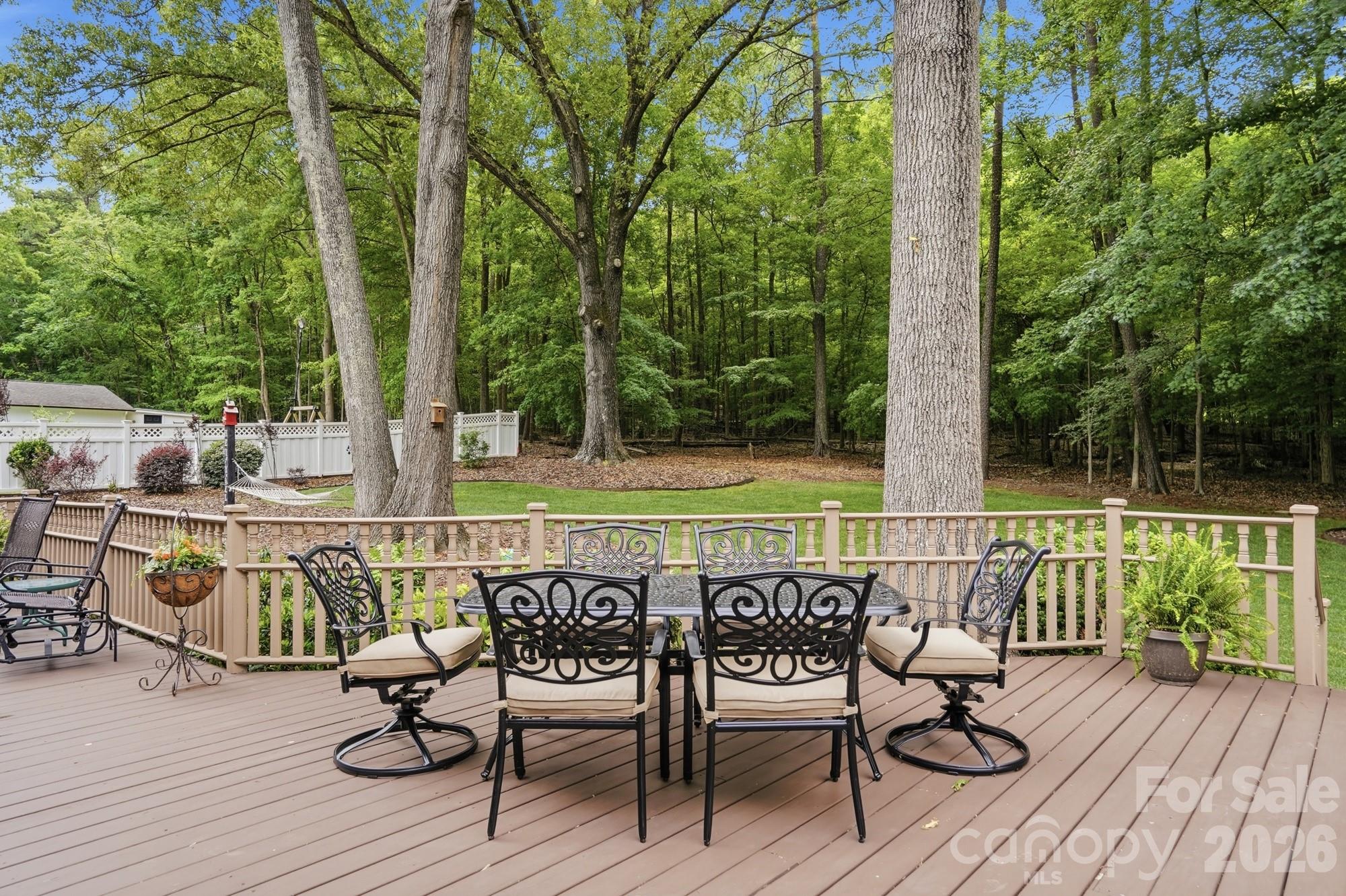 405 Hillcrest Drive — Harrisburg