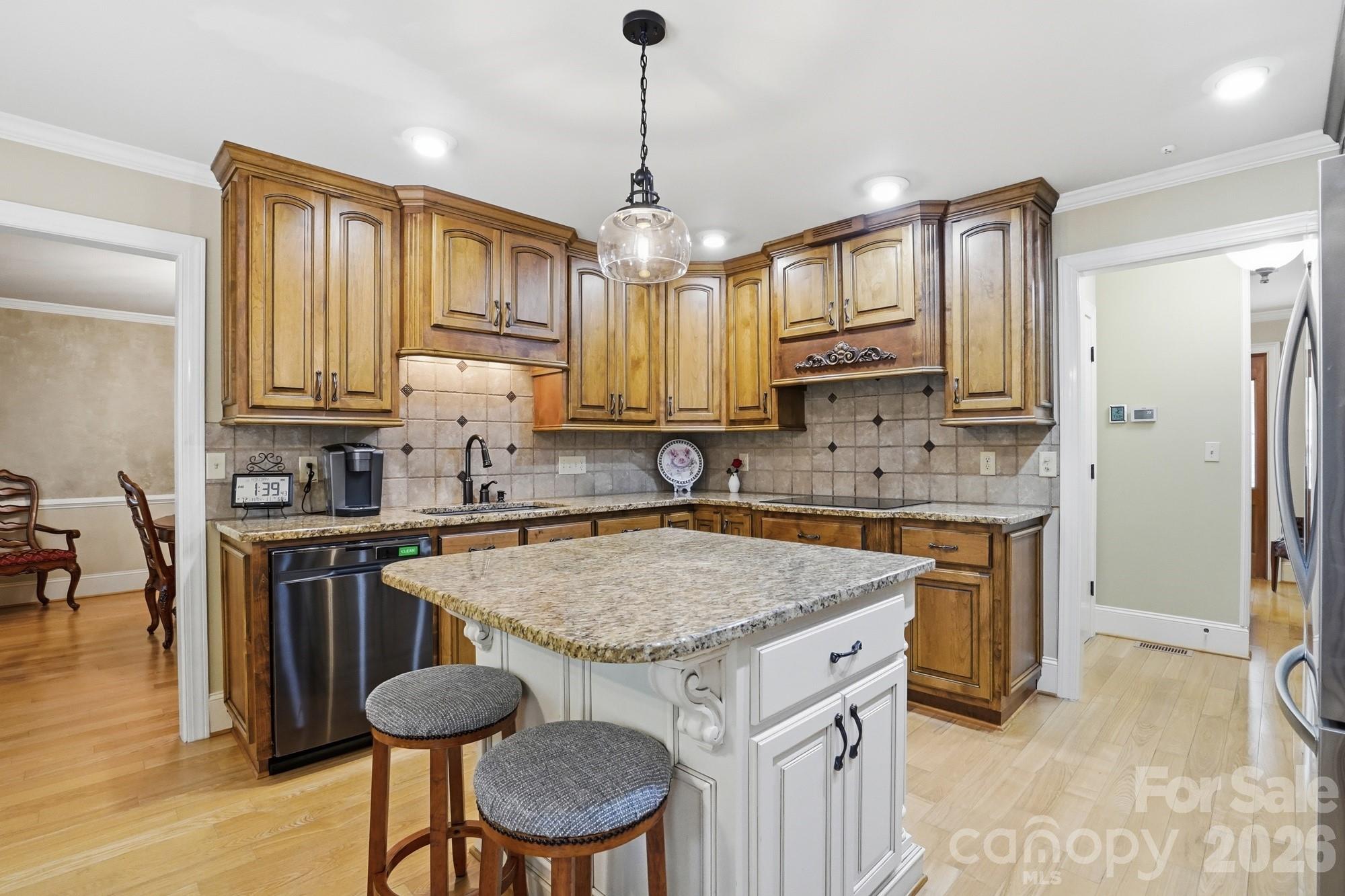 405 Hillcrest Drive — Harrisburg